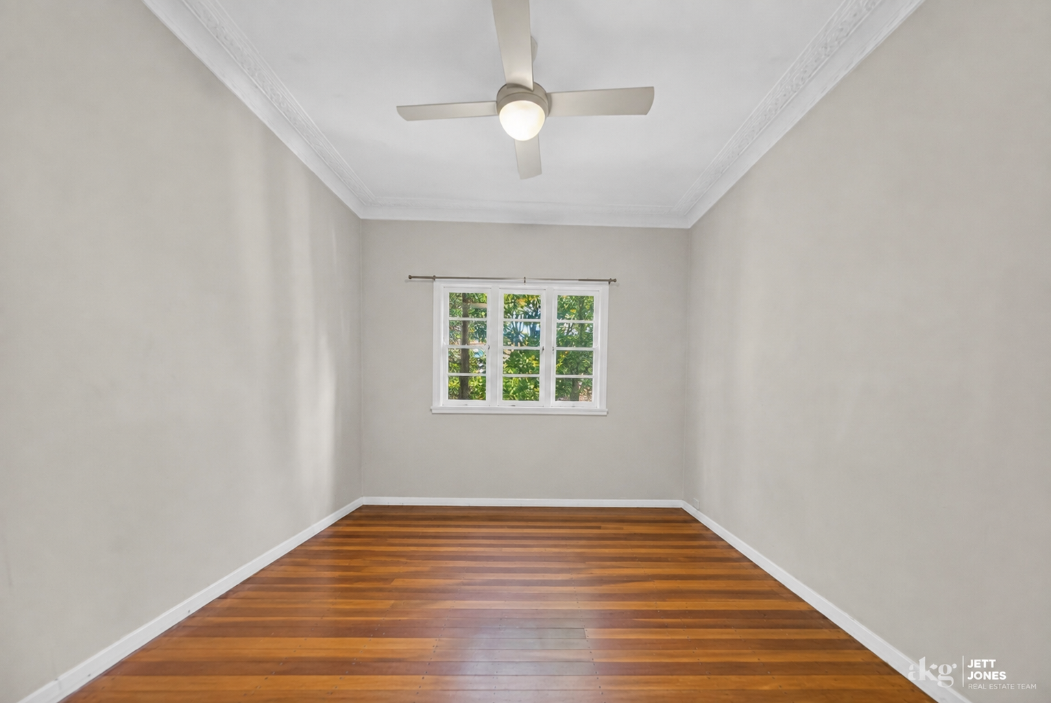 730 Kingston Road — photo 9 of 24