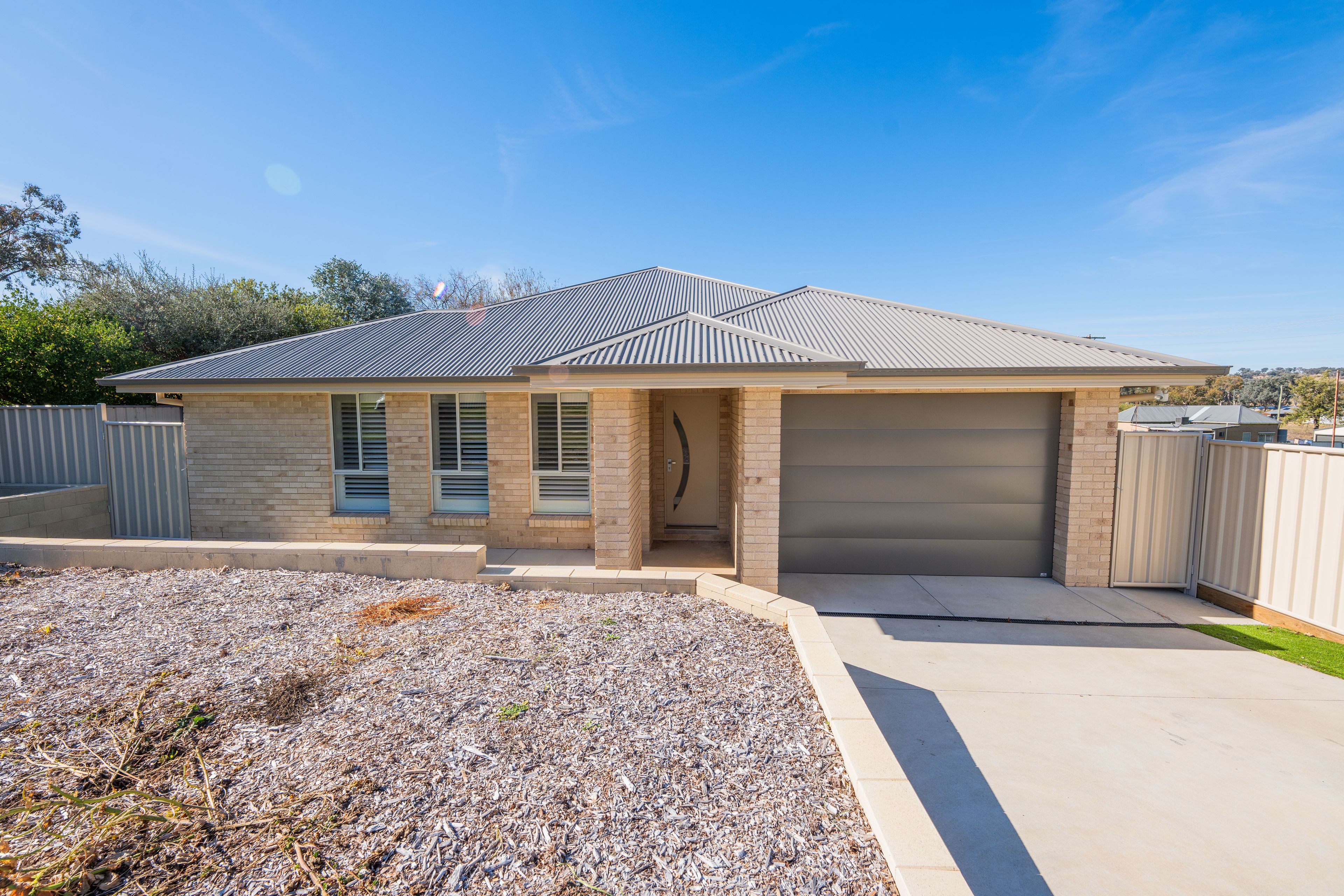 1 Burrett Street, Grenfell, NSW 2810