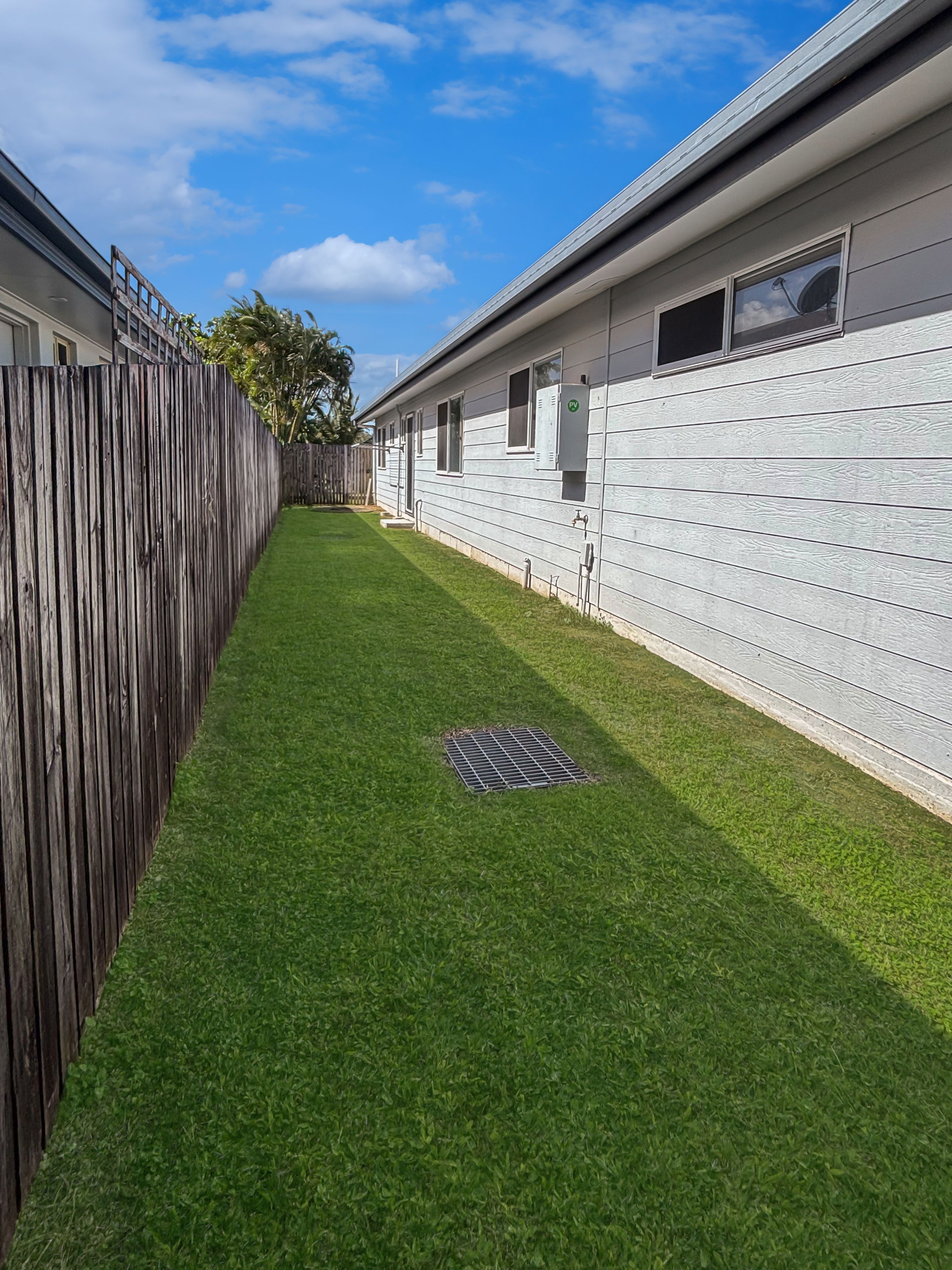 8 Brooksfield, Sarina Beach, QLD 4737