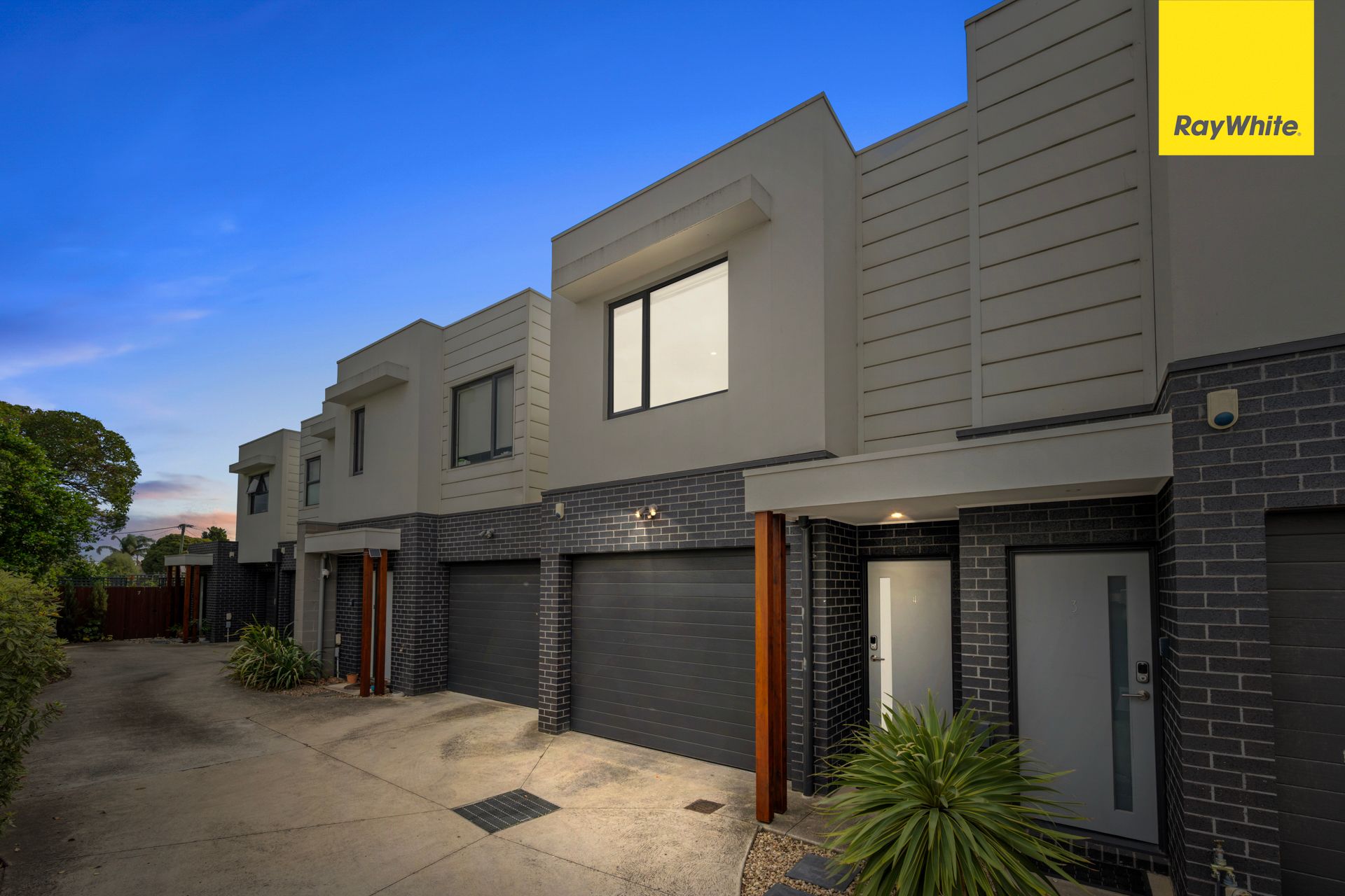 4/1 Erskine Avenue, Reservoir VIC 3073