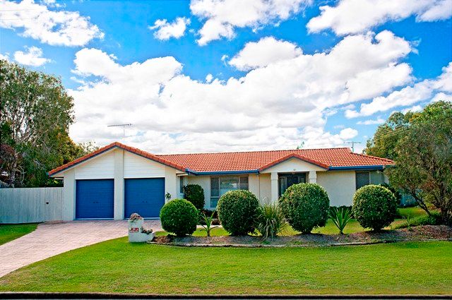 34 Wavell Avenue, Golden Beach, QLD 4551