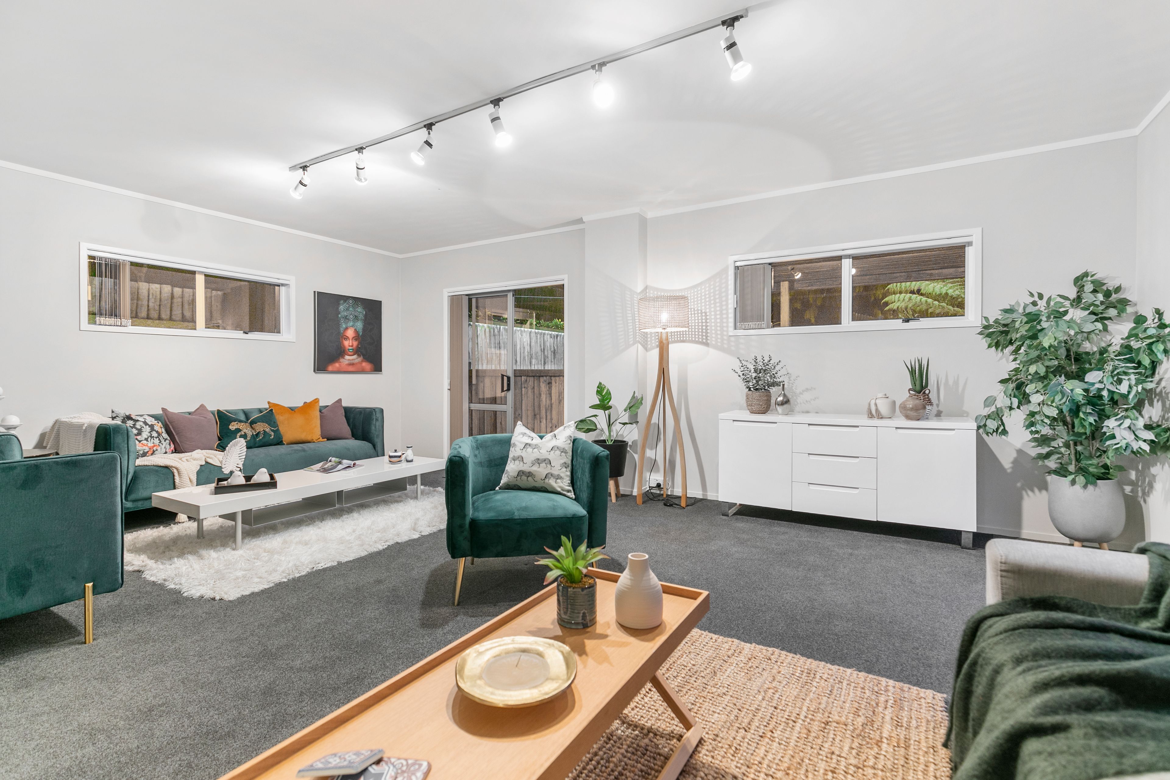 15 Longfellow Parade, Titirangi, Waitakere City