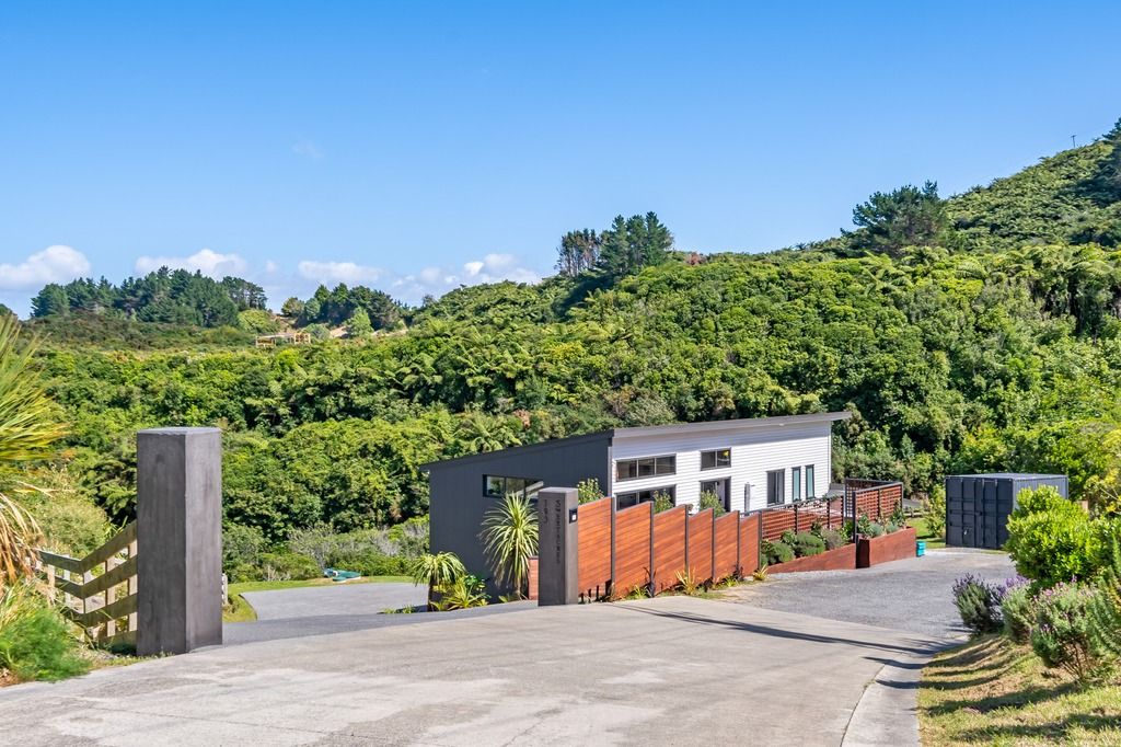 103 Sweetacres Drive, Belmont, Lower Hutt City