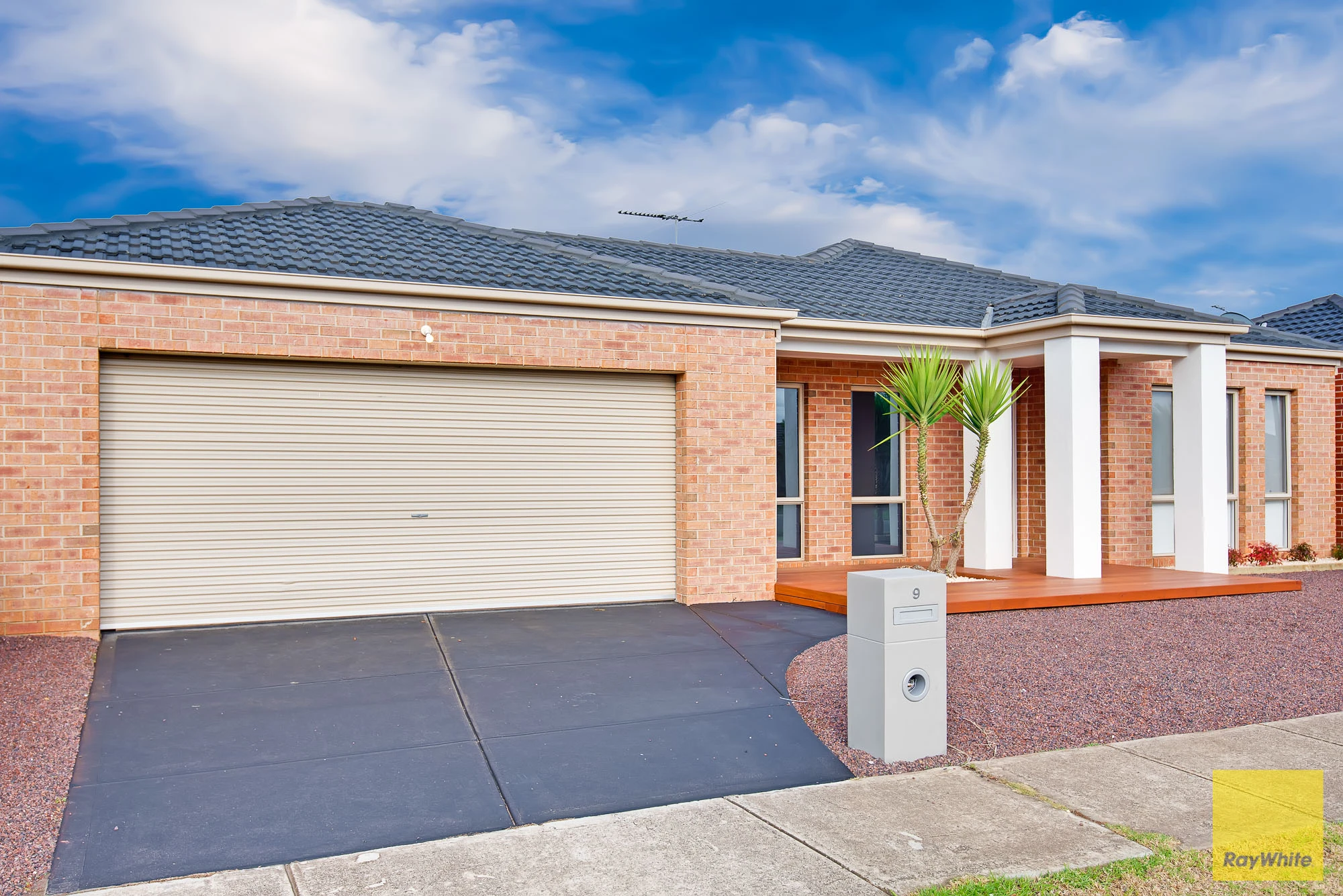 9 Fetlock Drive, Truganina, VIC 3029