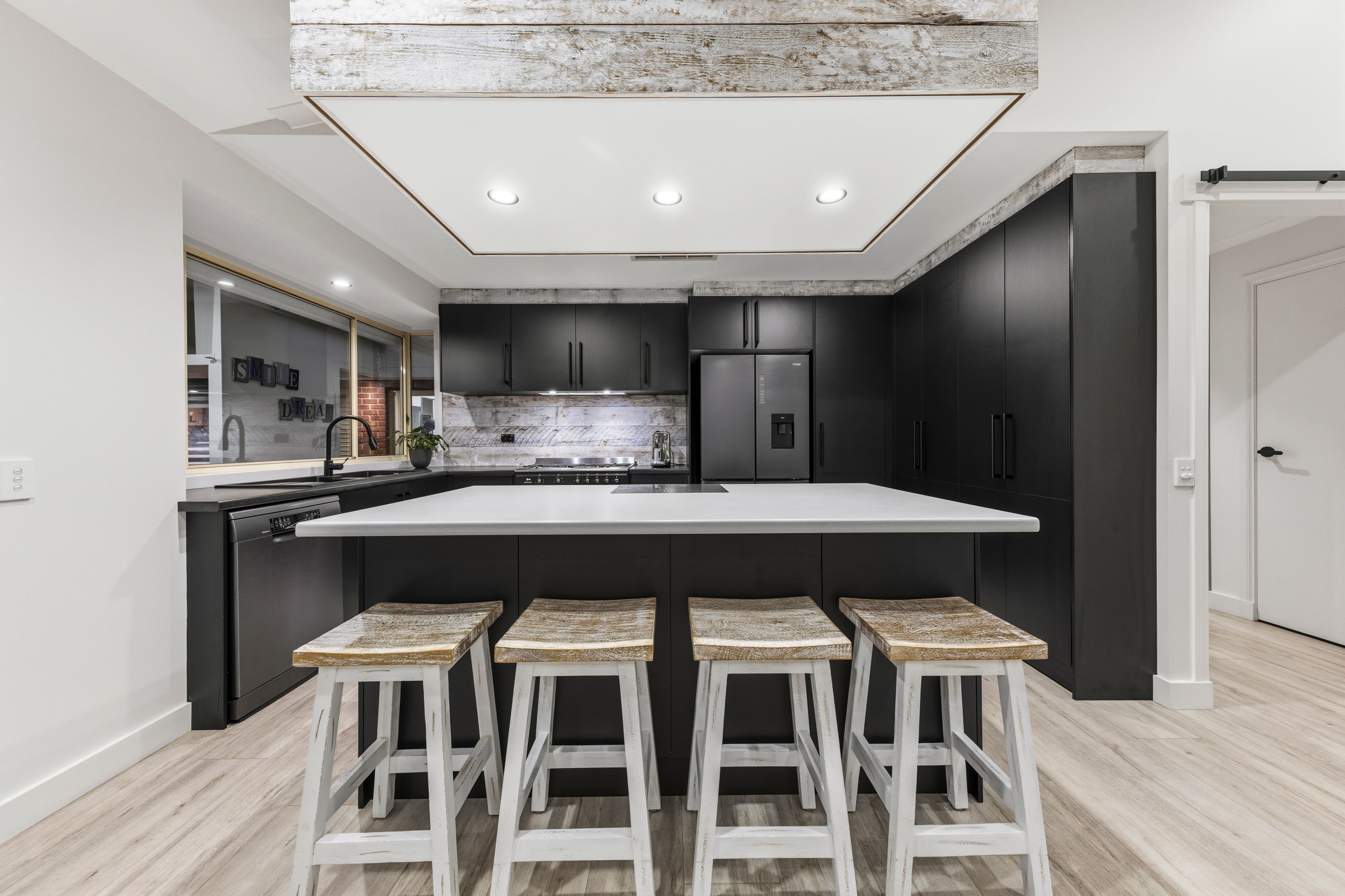 146 The Promenade — photo 10 of 30