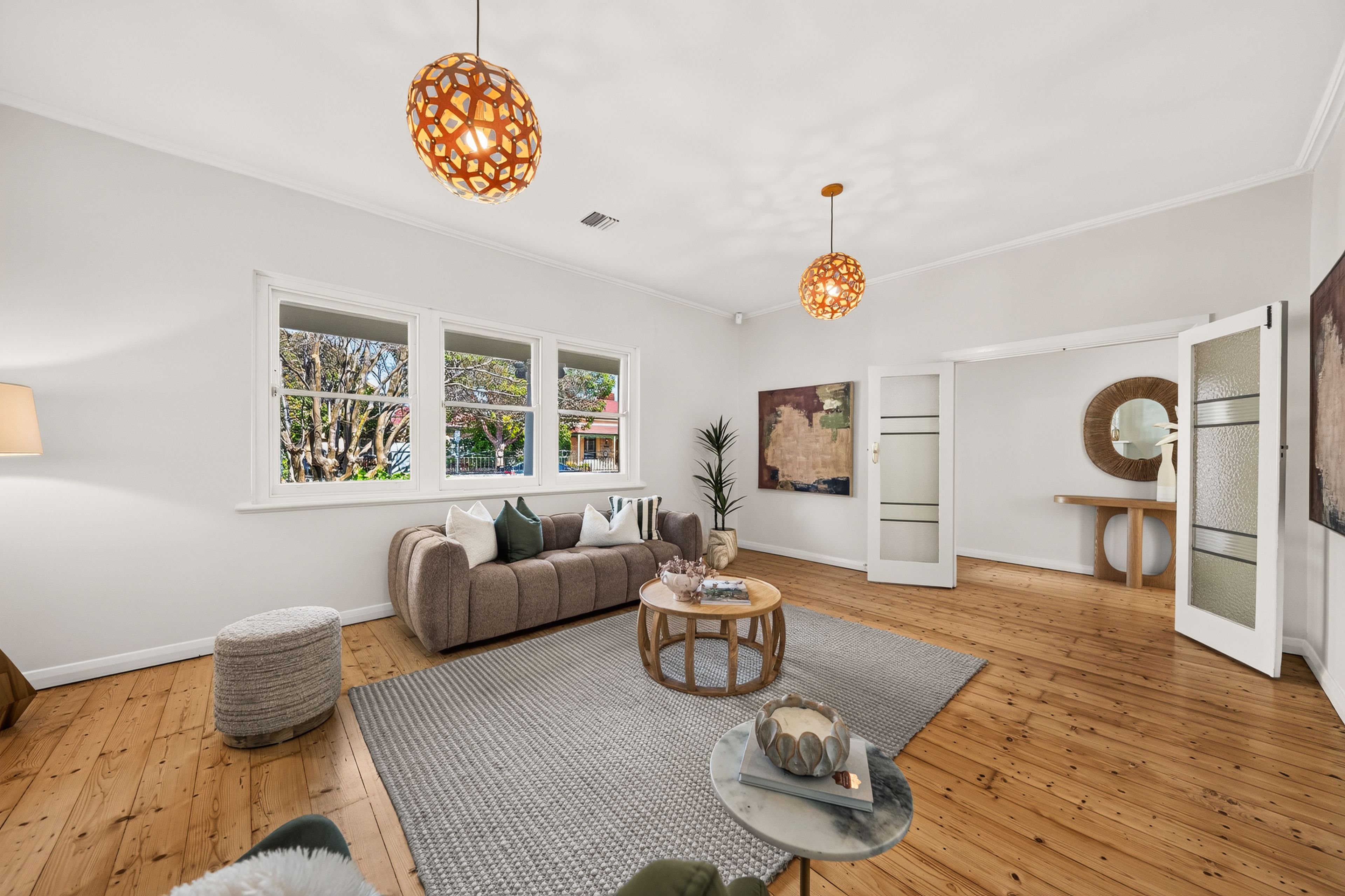 11 Glyde Street — photo 3 of 15