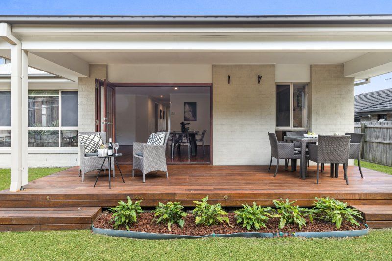 9 Pamphlett Street, Oxley, QLD 4075