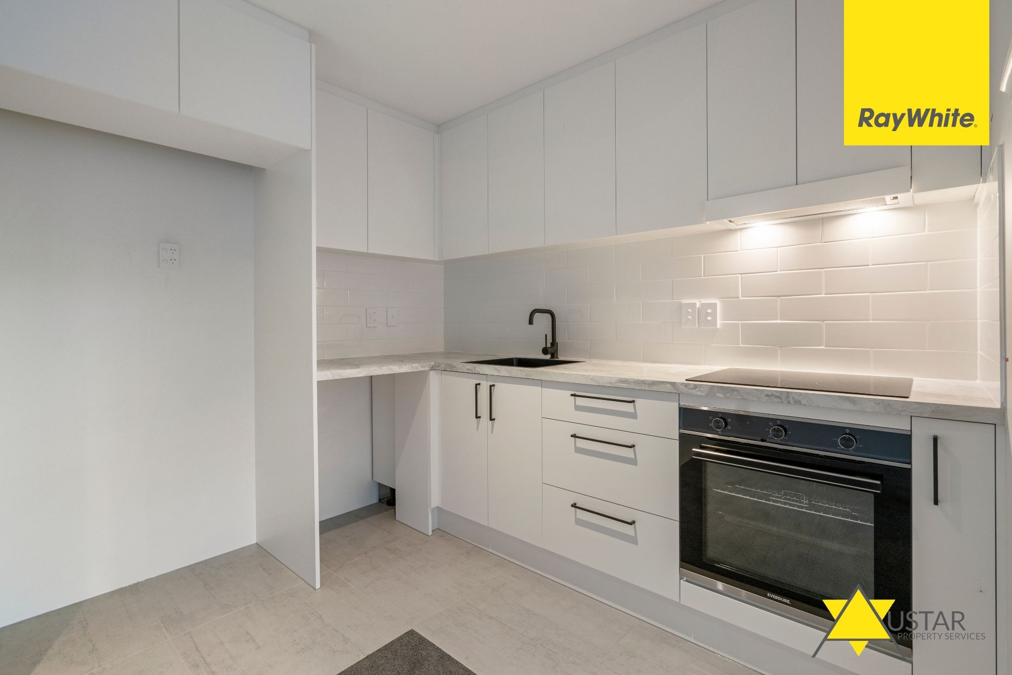 18C/30 Westward Ho, Glen Eden, Waitakere City