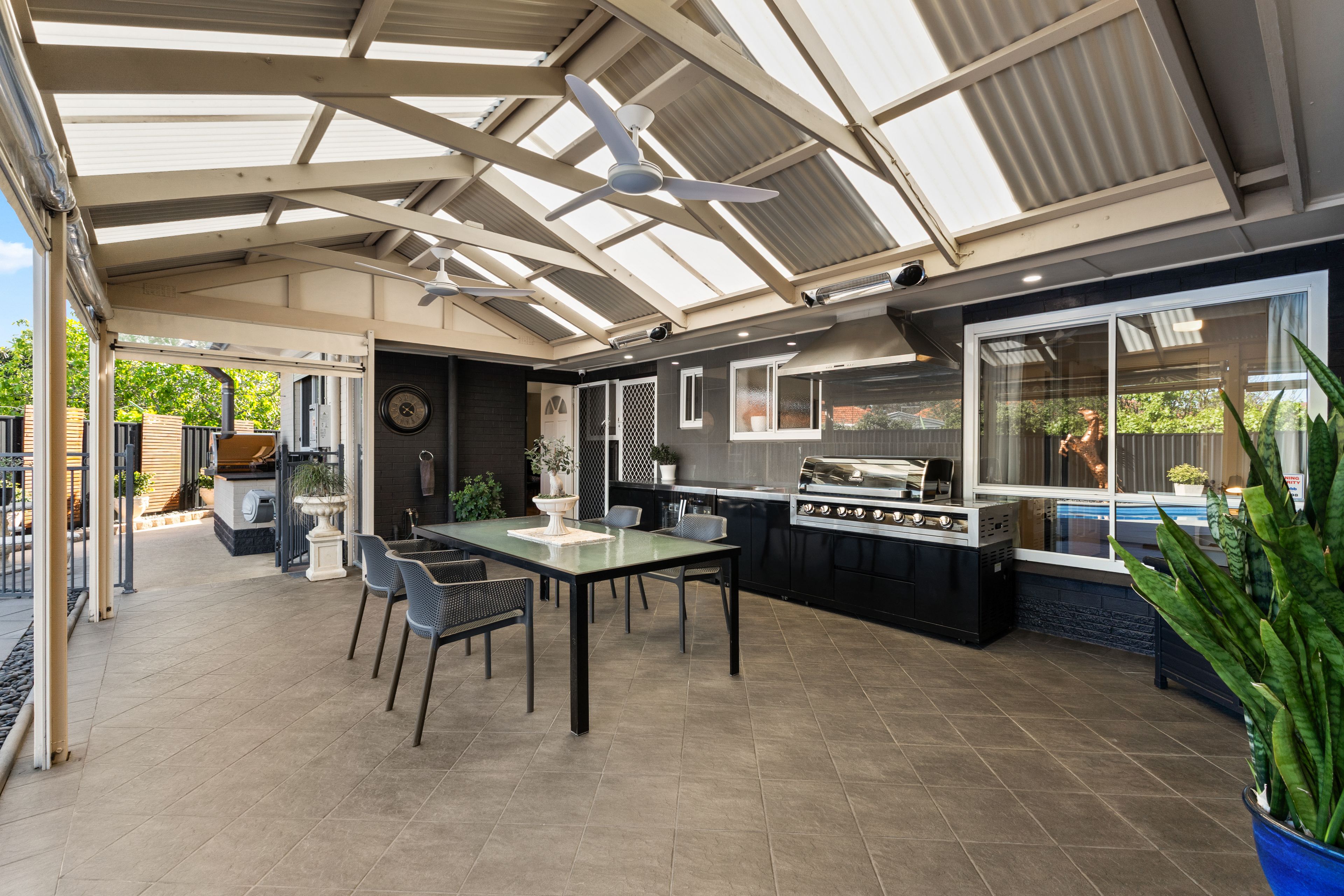 33 Oakleigh Road — photo 14 of 17