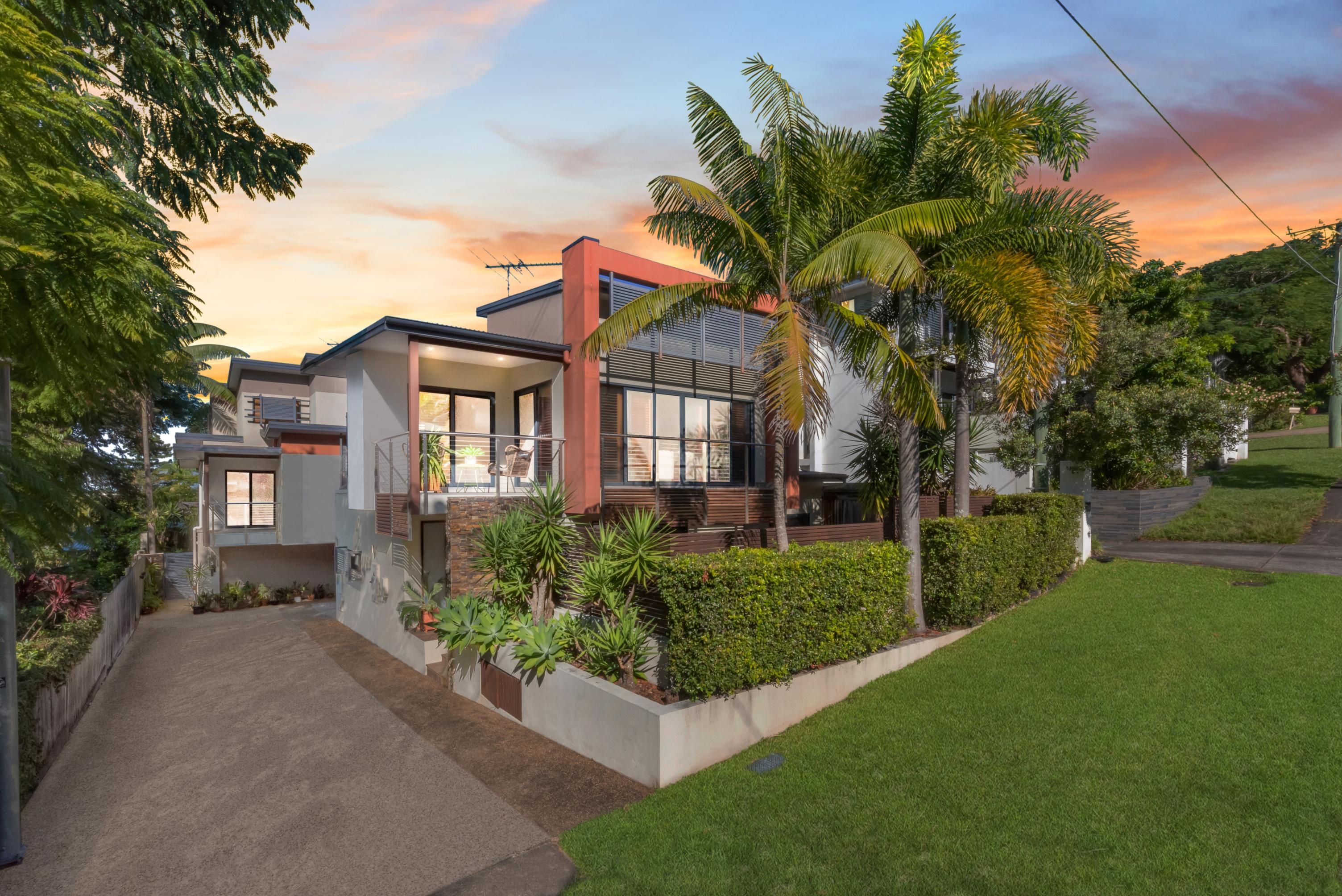 15 Rennie Street, Indooroopilly QLD 4068