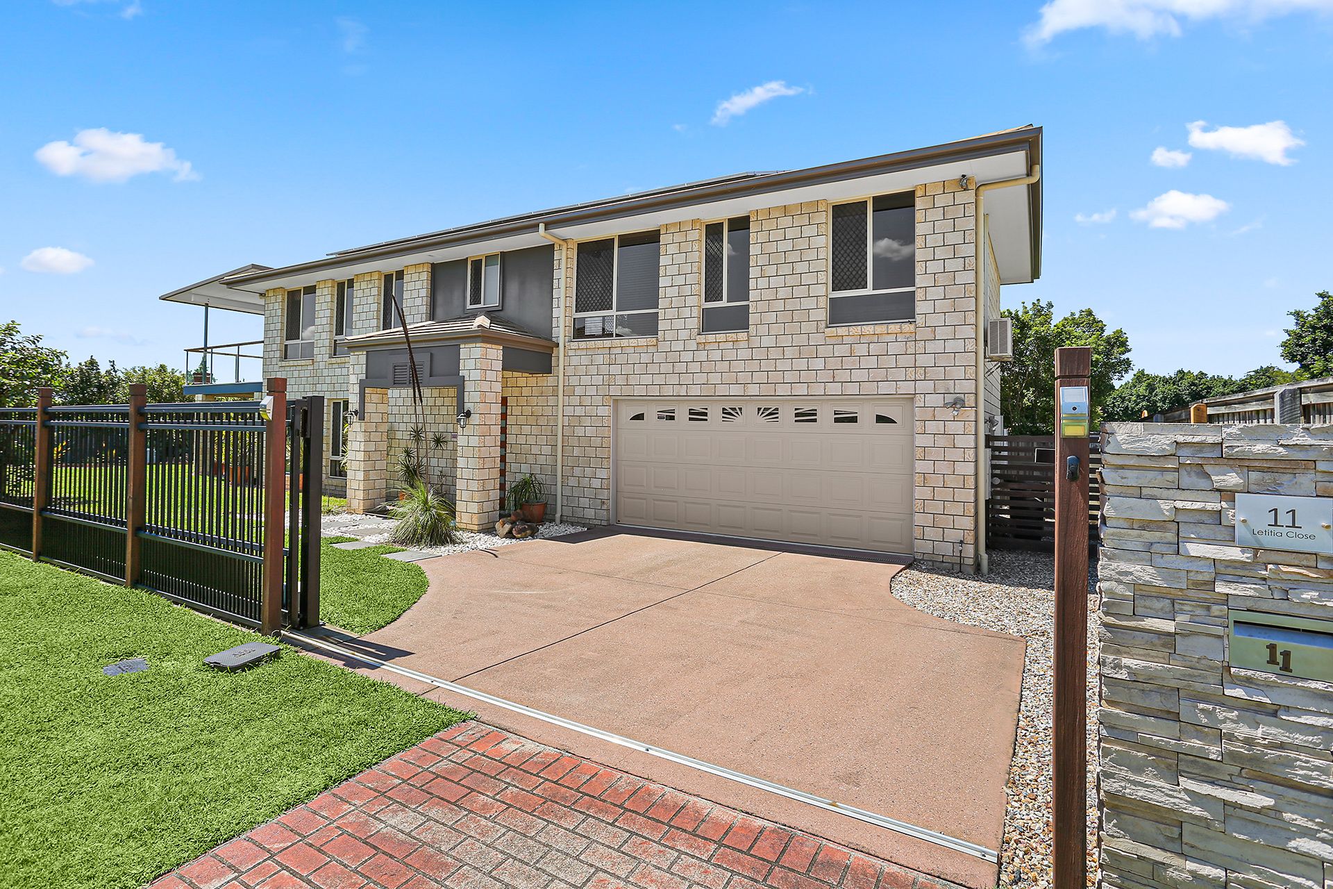 11 Letitia Close — photo from Ray White Holland Park