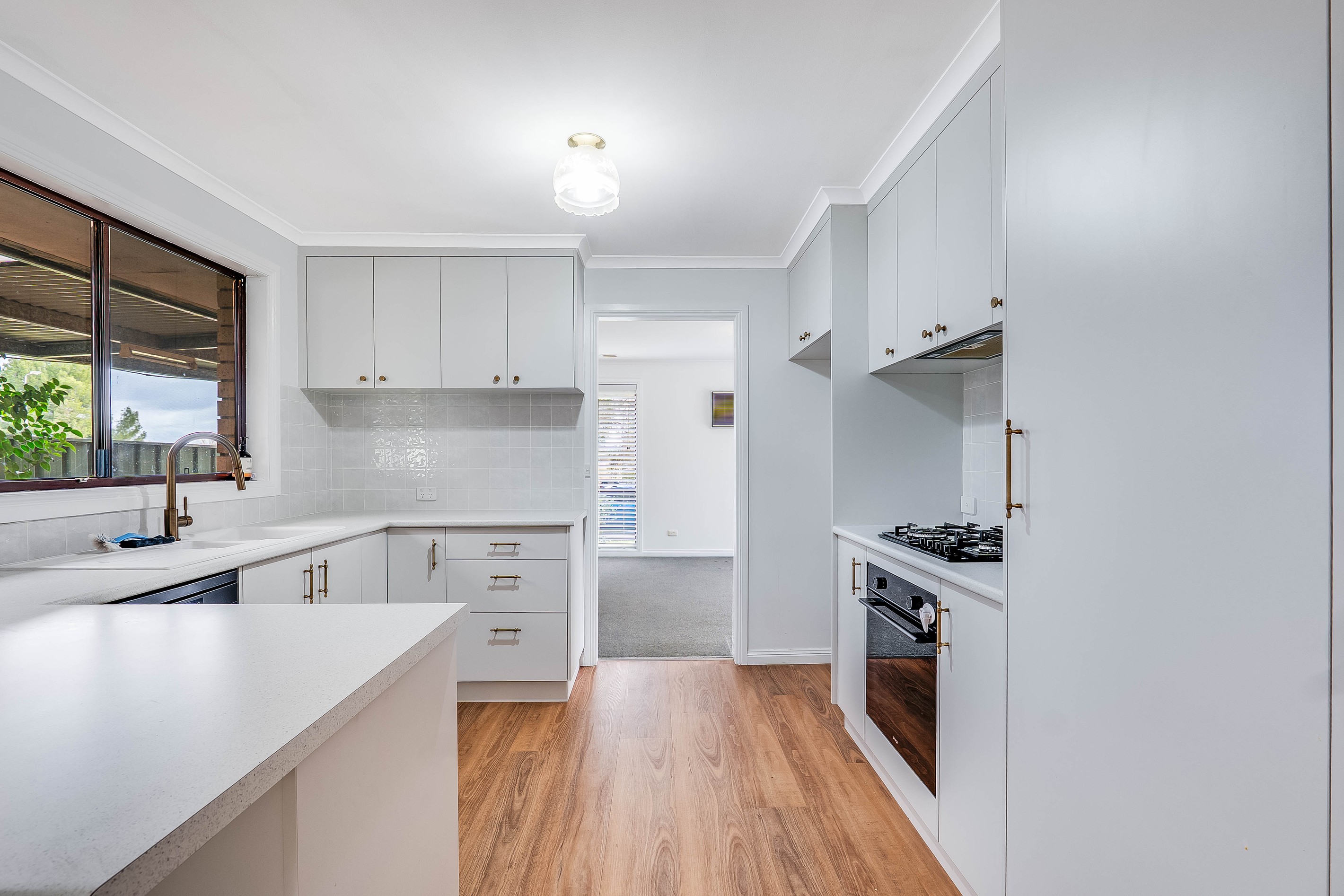 9 Blackbutt Court, Thurgoona, NSW 2640