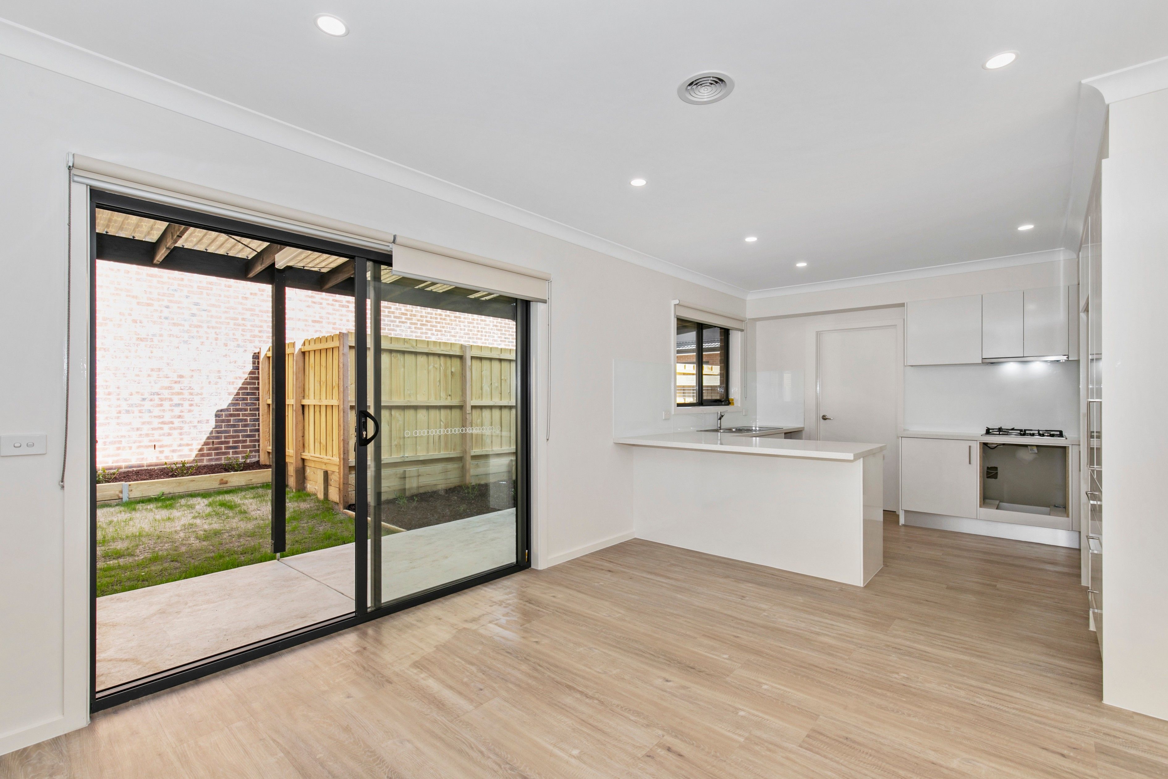 2/116 Maroondah Highway, Croydon, VIC 3136