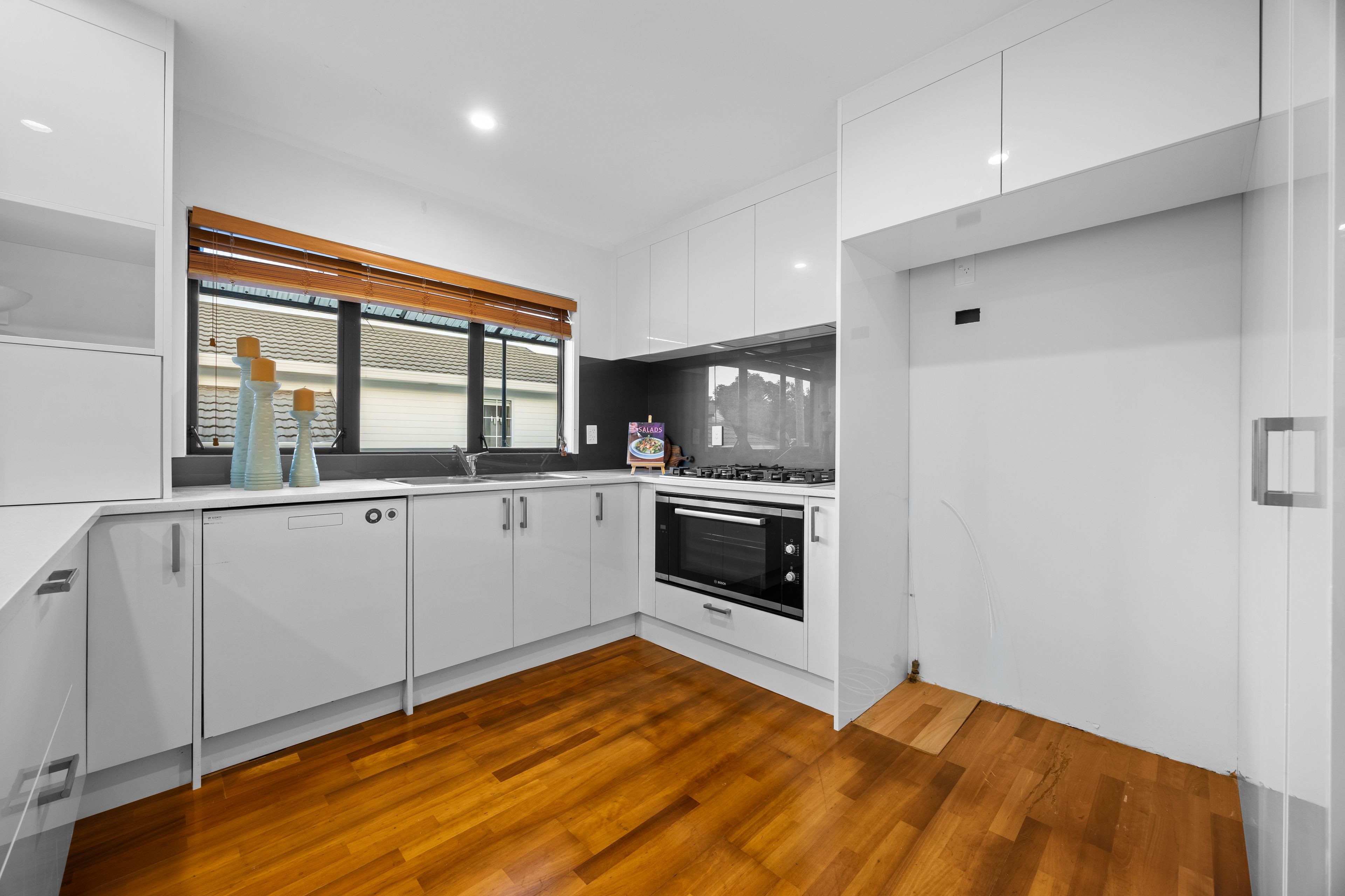 7 Cherub Place, West Harbour, Waitakere City