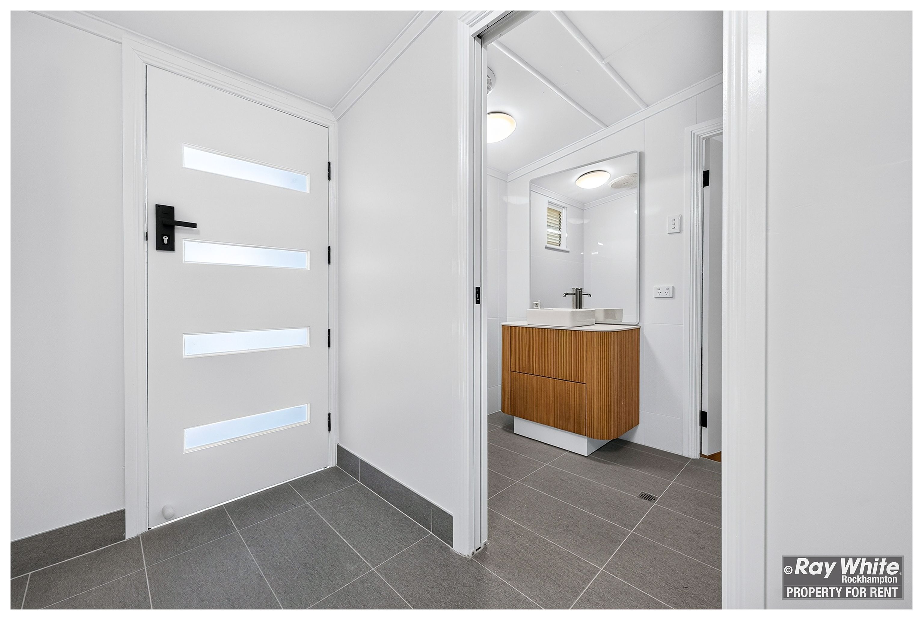 132 Stewart Street — photo 17 of 30
