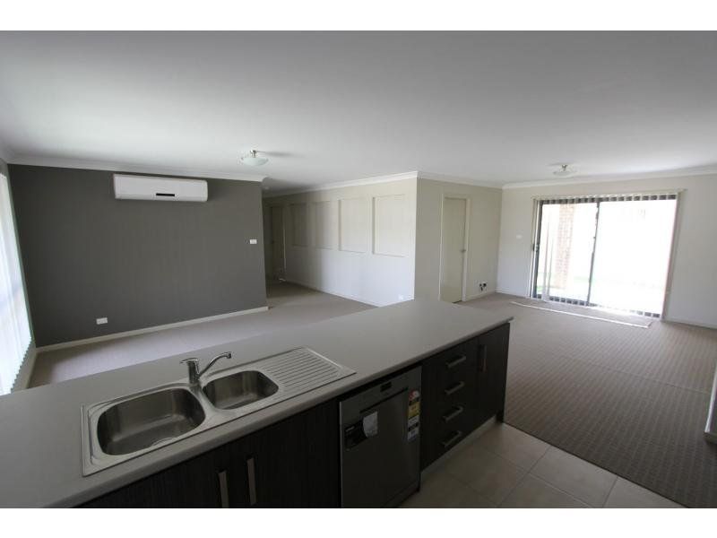 42 De 'Lisle Drive, Watanobbi, NSW 2259