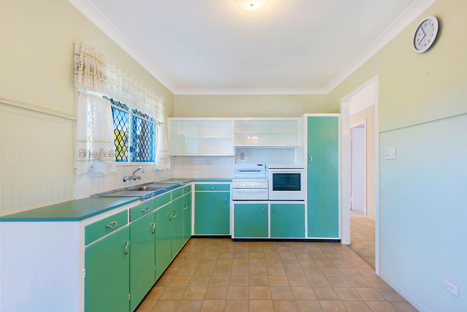 27 Balloch Street, Wishart, QLD 4122