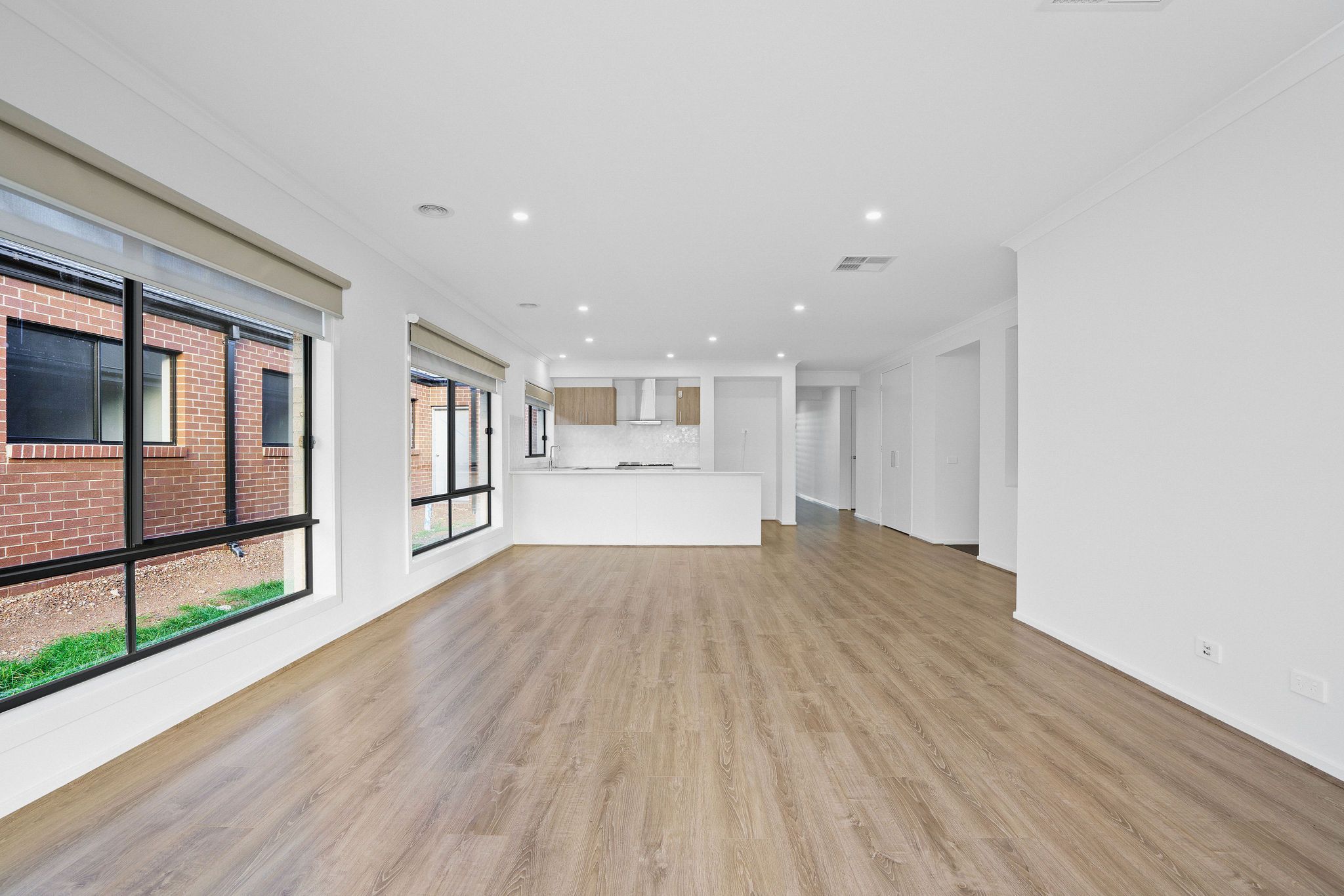 15 Goodenia Avenue — photo 2 of 4