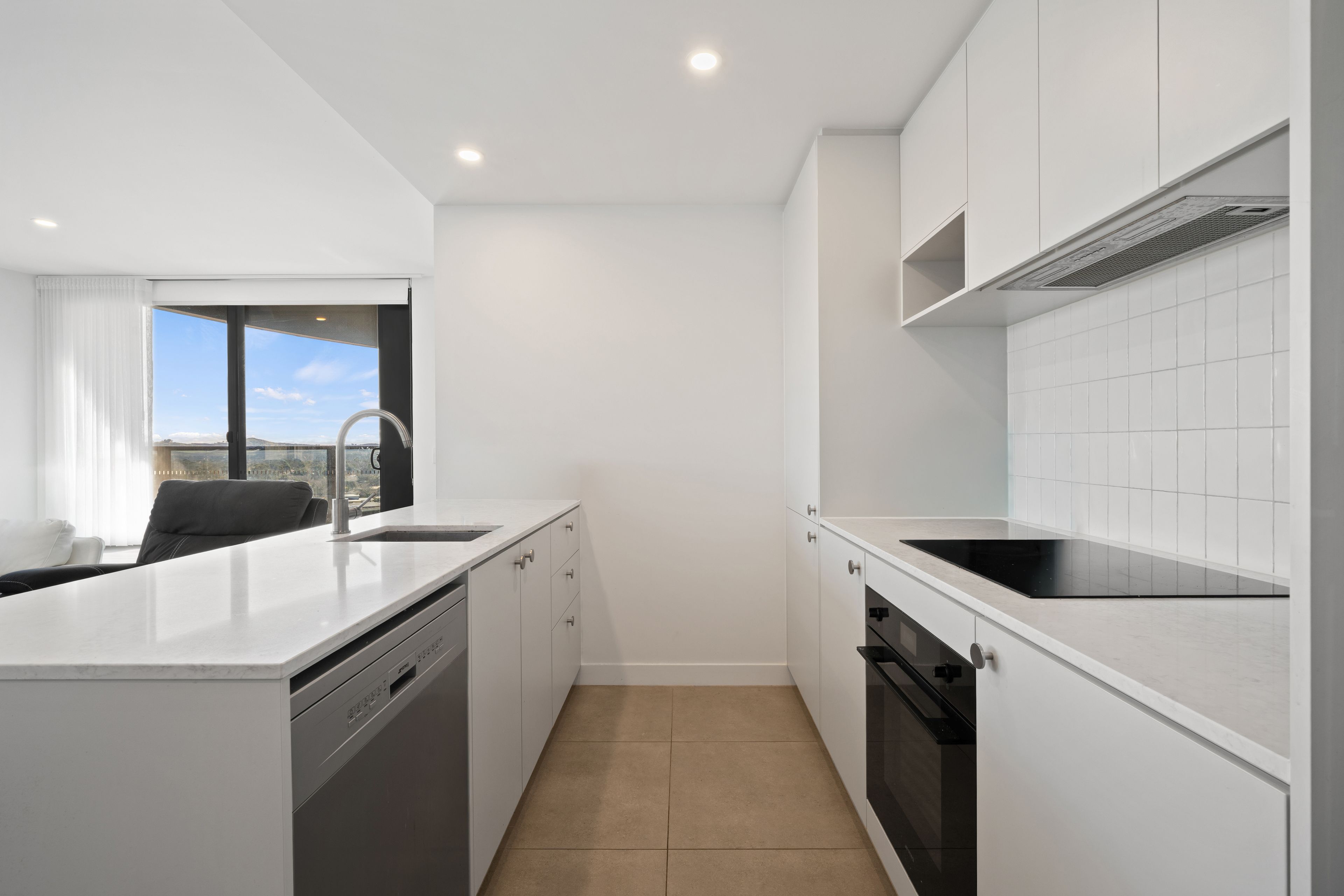 1515/6 Furzer Street — photo 6 of 30