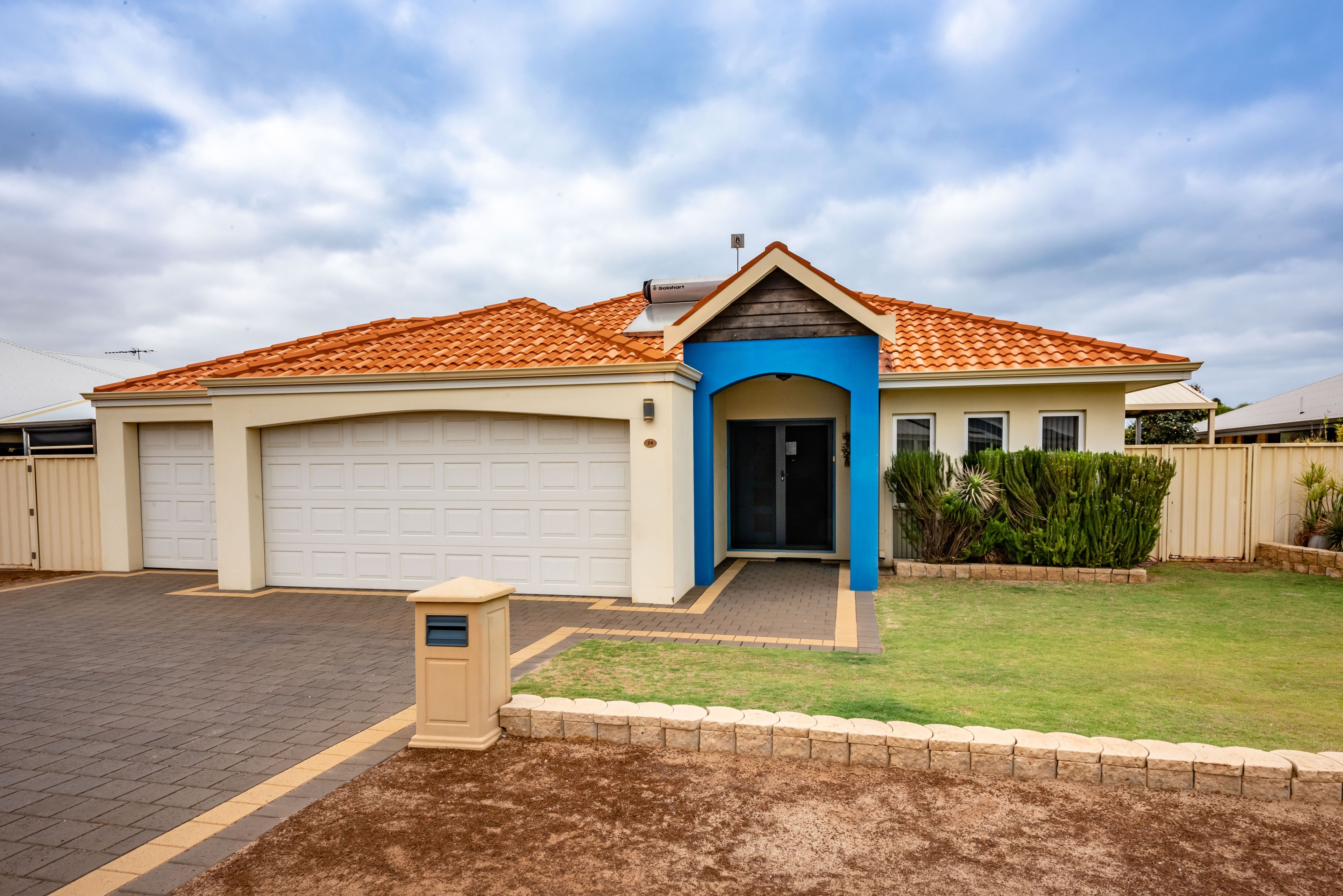 34 Coastside Crescent, Glenfield, WA 6532 Sold House Ray White