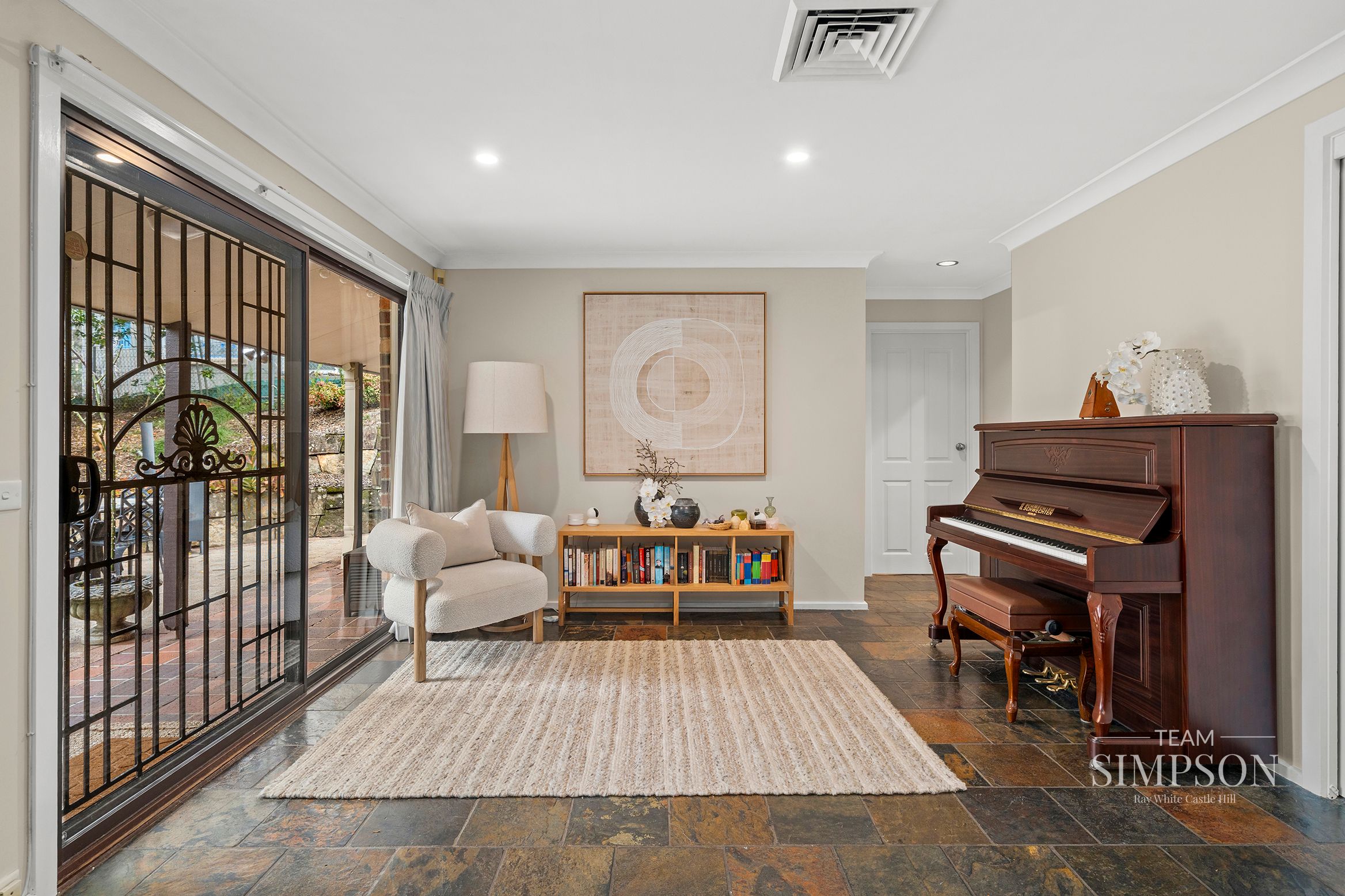 1 Surrey Avenue — photo 7 of 19