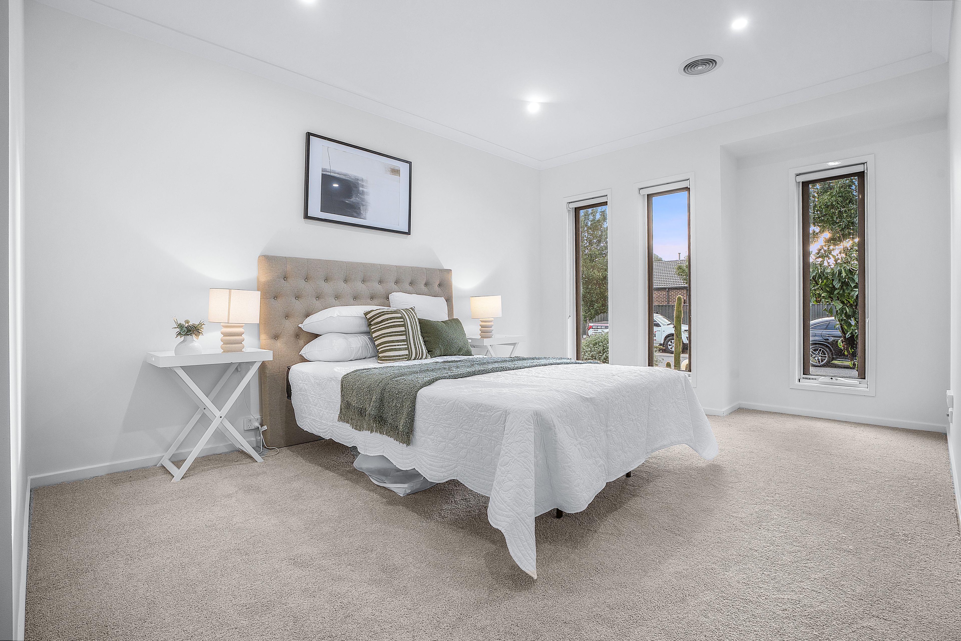 13 Prescott Drive, Cranbourne North, VIC 3977