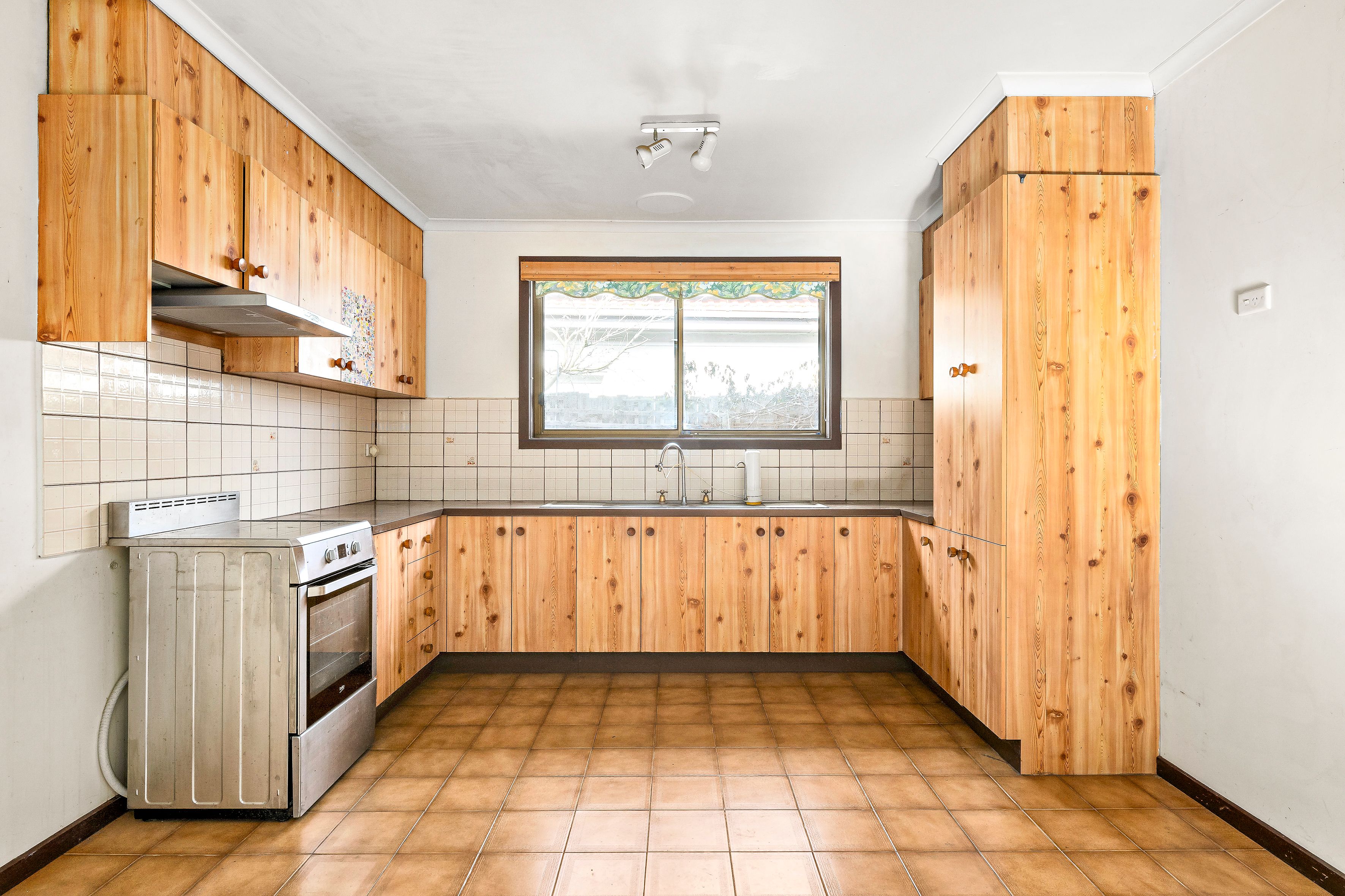 43 Sparks Avenue — photo 8 of 16