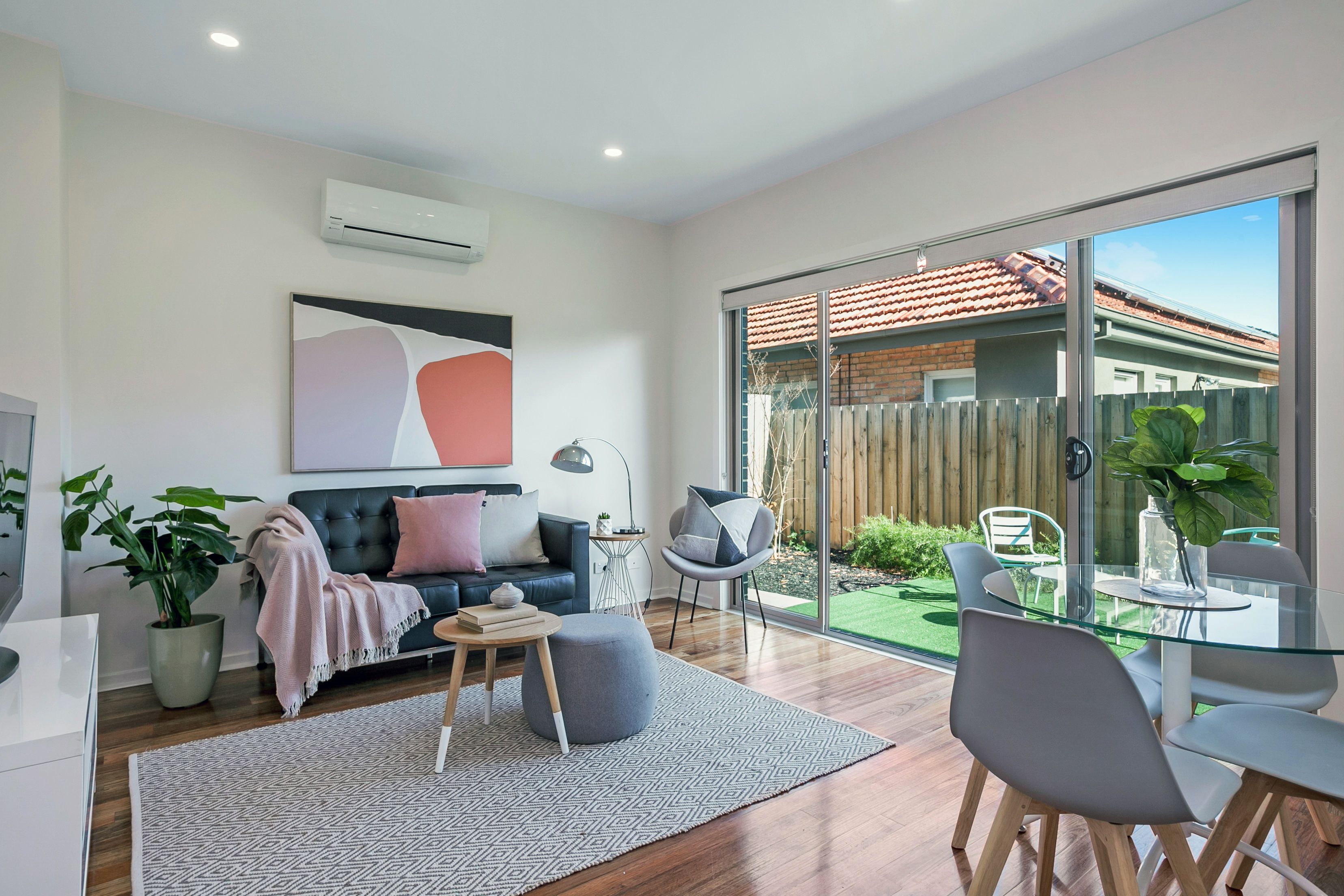 2/2 Pershing Street, Reservoir, VIC 3073
