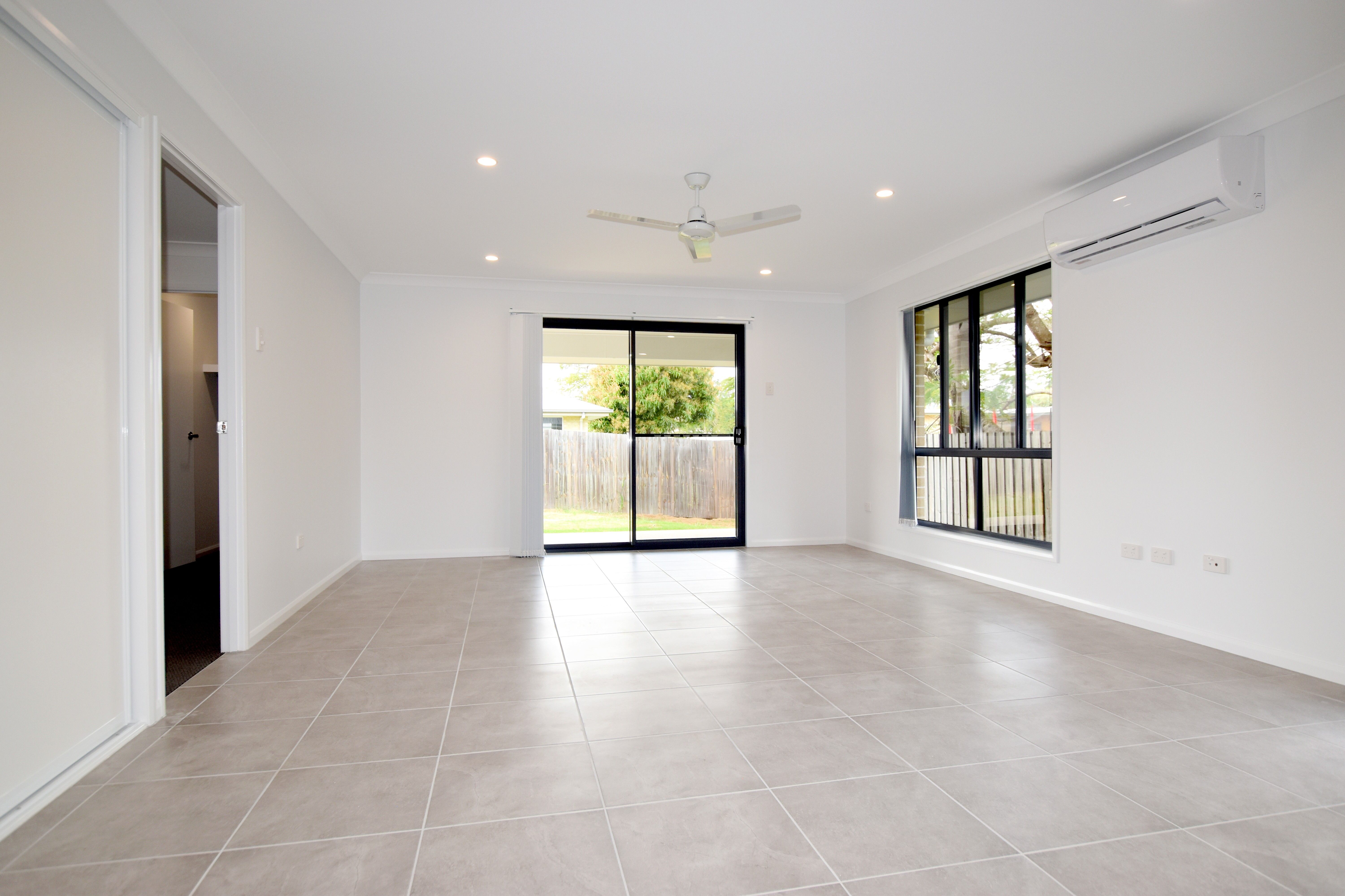 2 Powell Close, New Auckland, QLD 4680