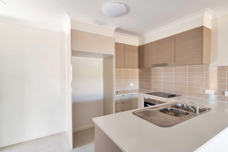 2/15 Spruce Street, Loganlea, QLD 4131