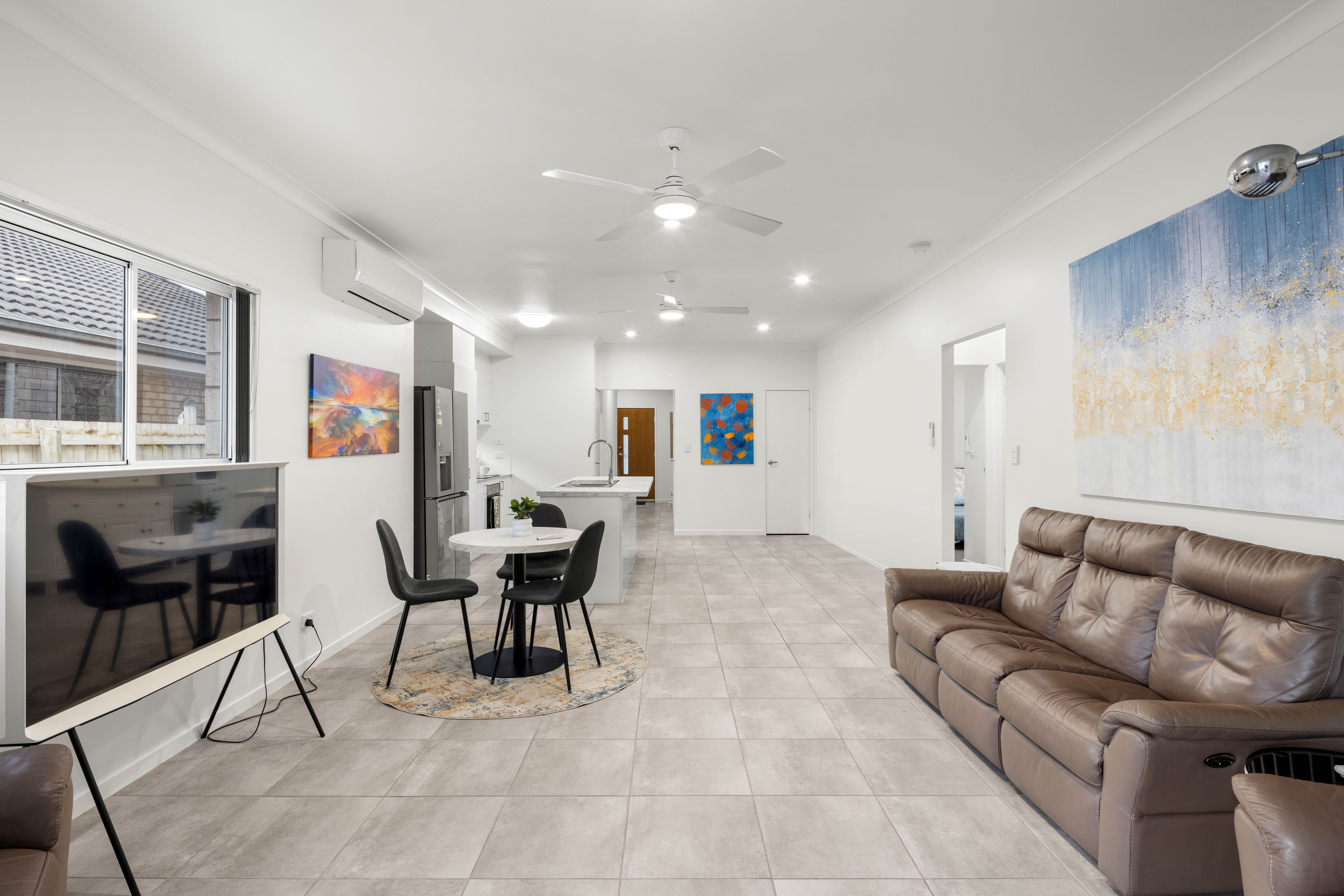 27 Maurie Pears Crescent — photo 8 of 30