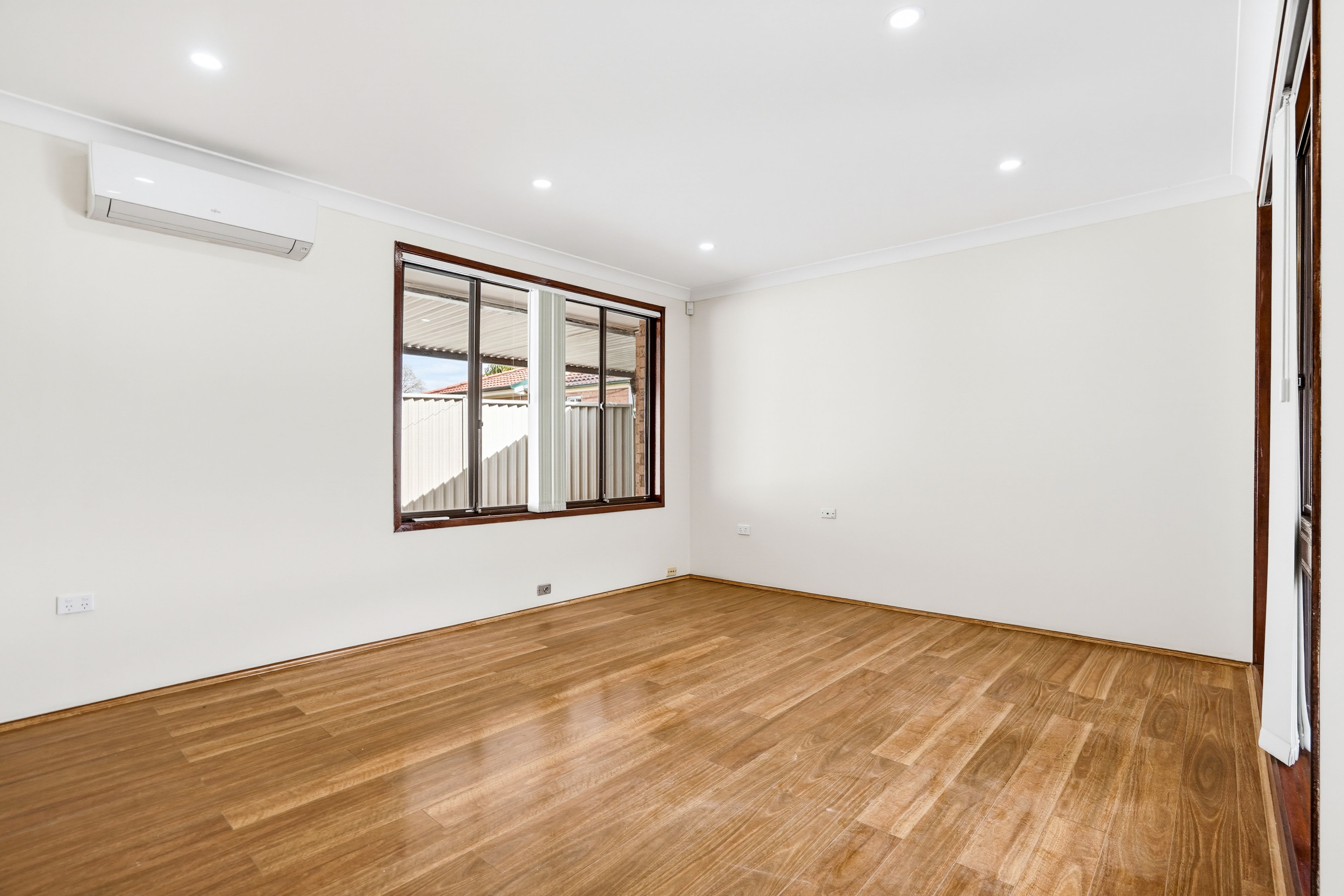 19 Allambie Road — photo 3 of 7