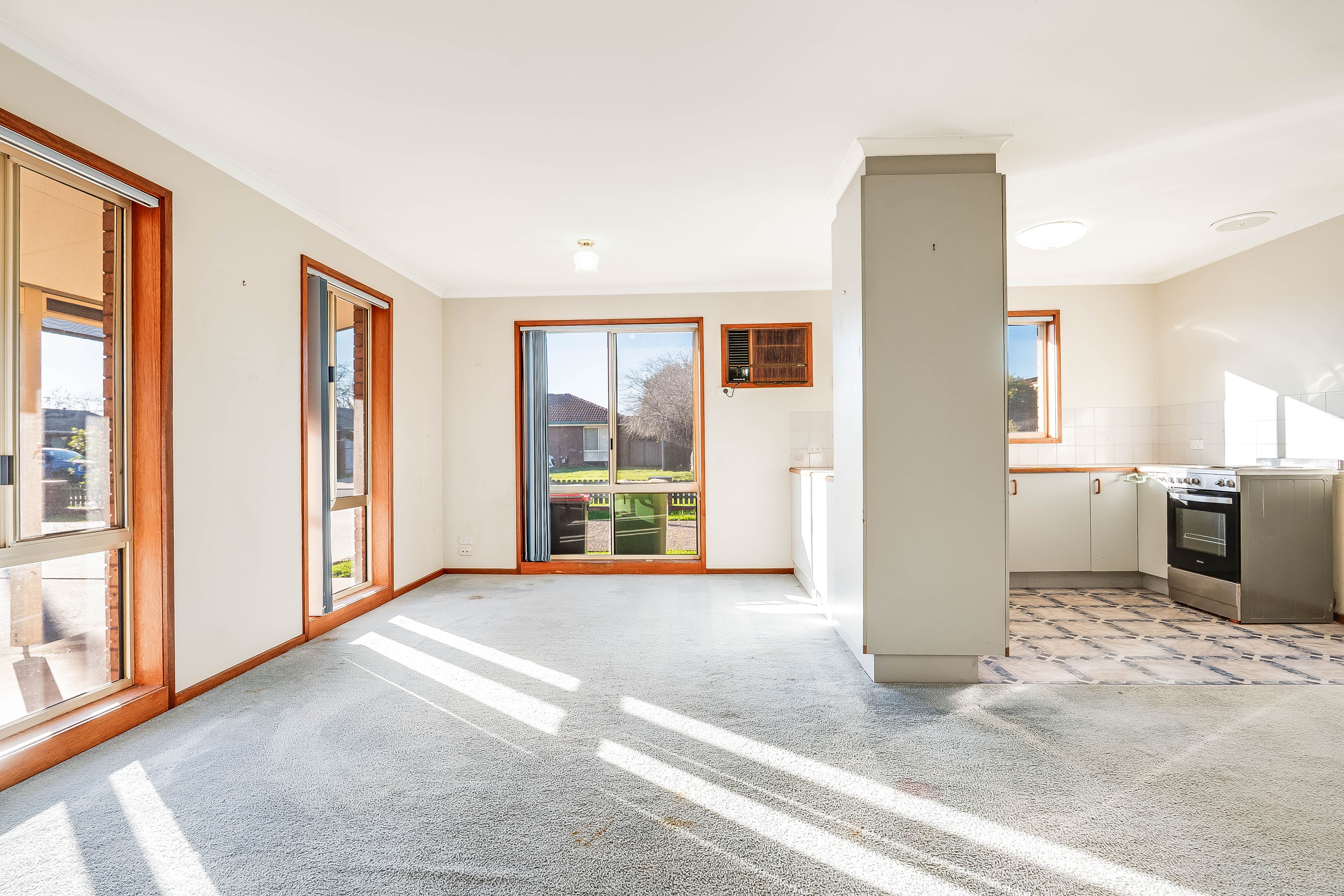 3/7 Kambora Court, Lavington, NSW 2641