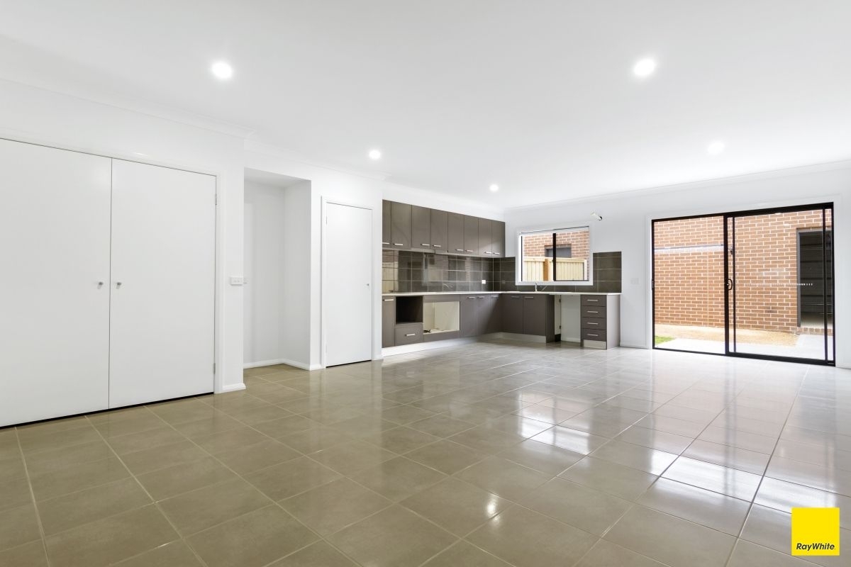 14 Treeve Parkway, Werribee, VIC 3030