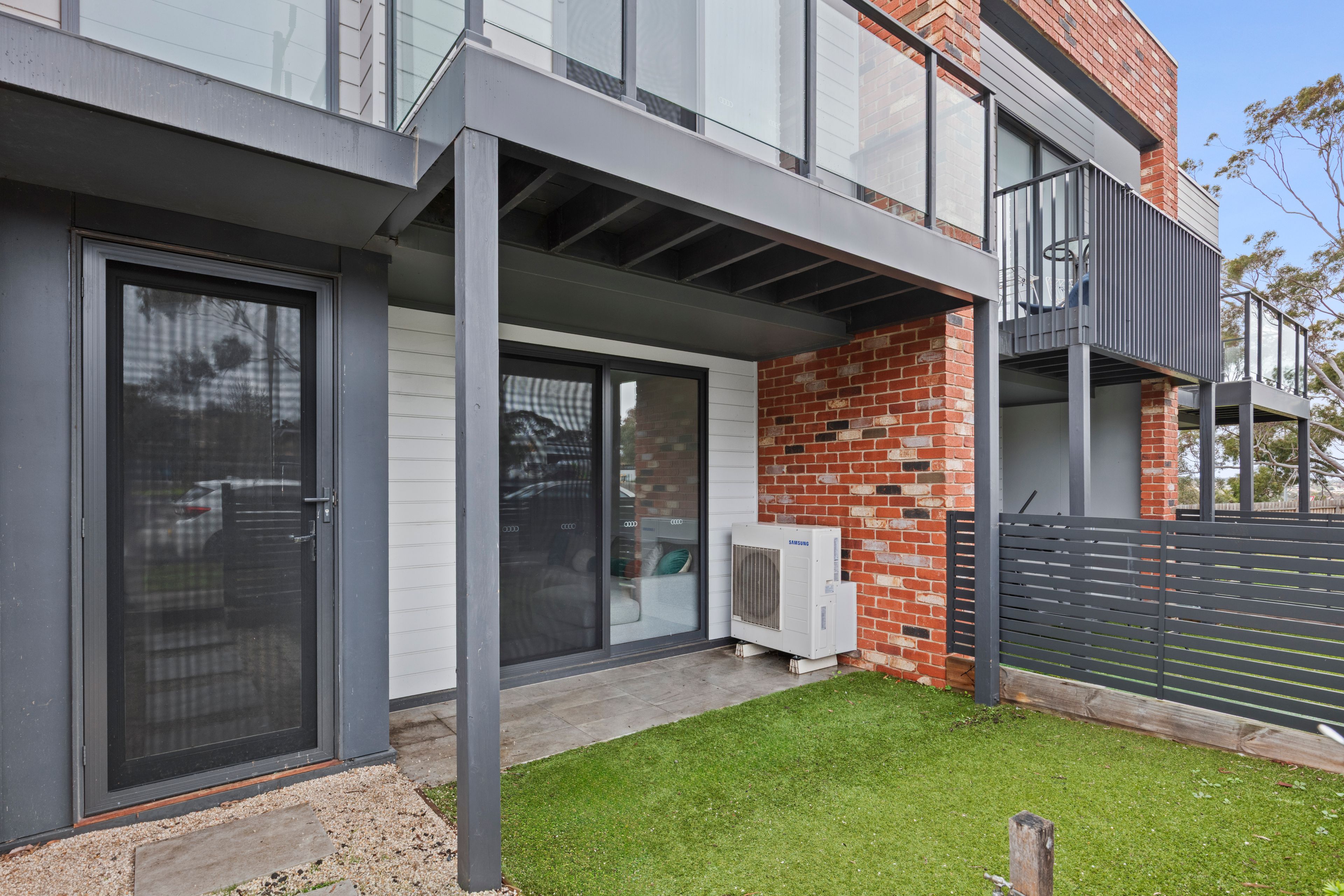 2/150 Pigdons Road, Highton, VIC 3216
