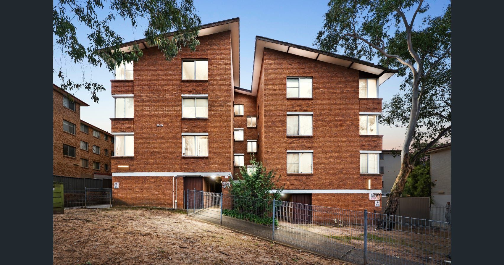 24/59 Park Avenue — photo from Ray White United Group