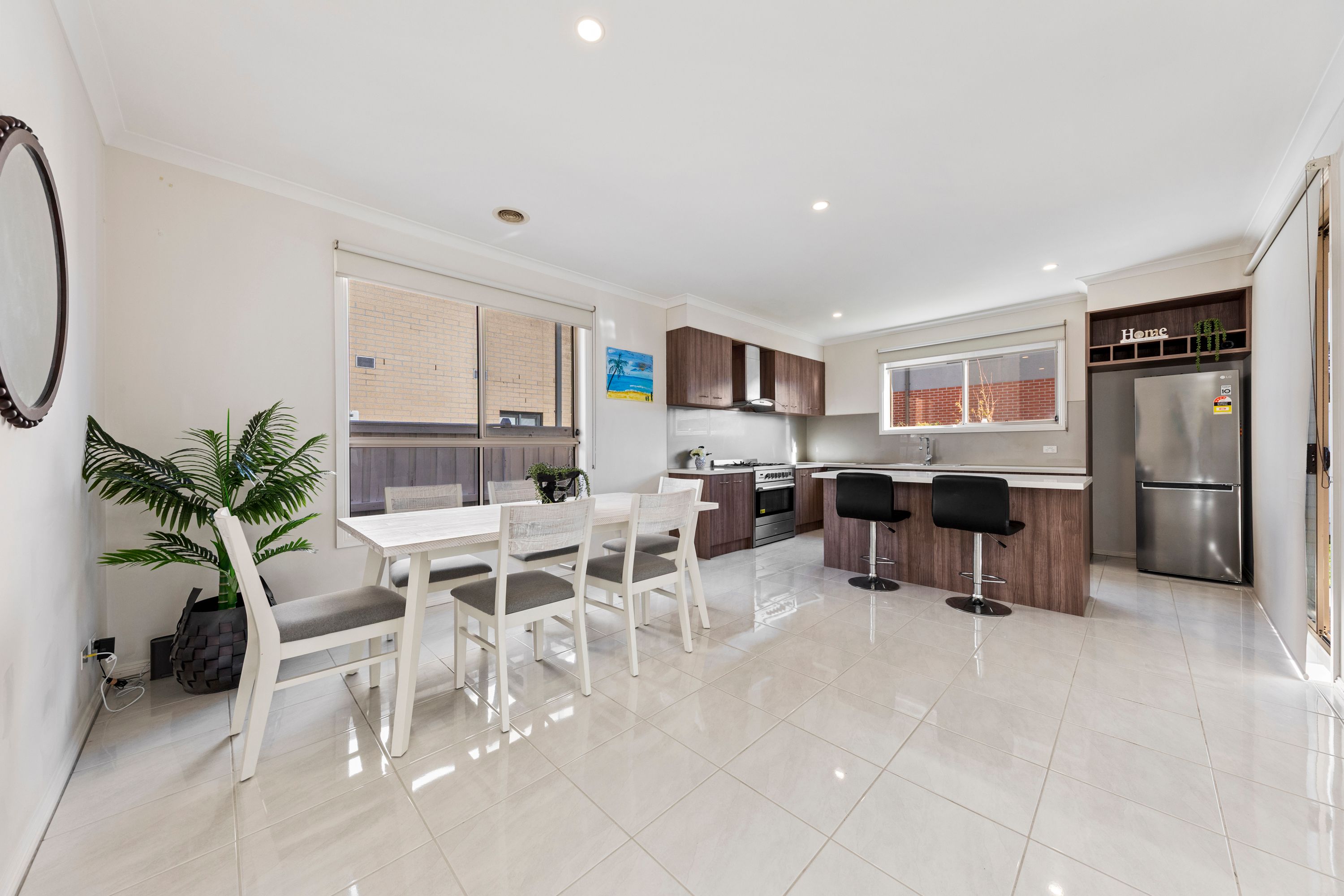 50 Kalbian Drive, Clyde North, VIC 3978