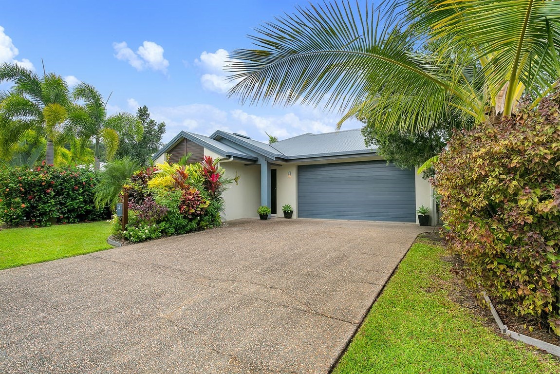 9 Seaways Street, Trinity Beach, QLD 4879