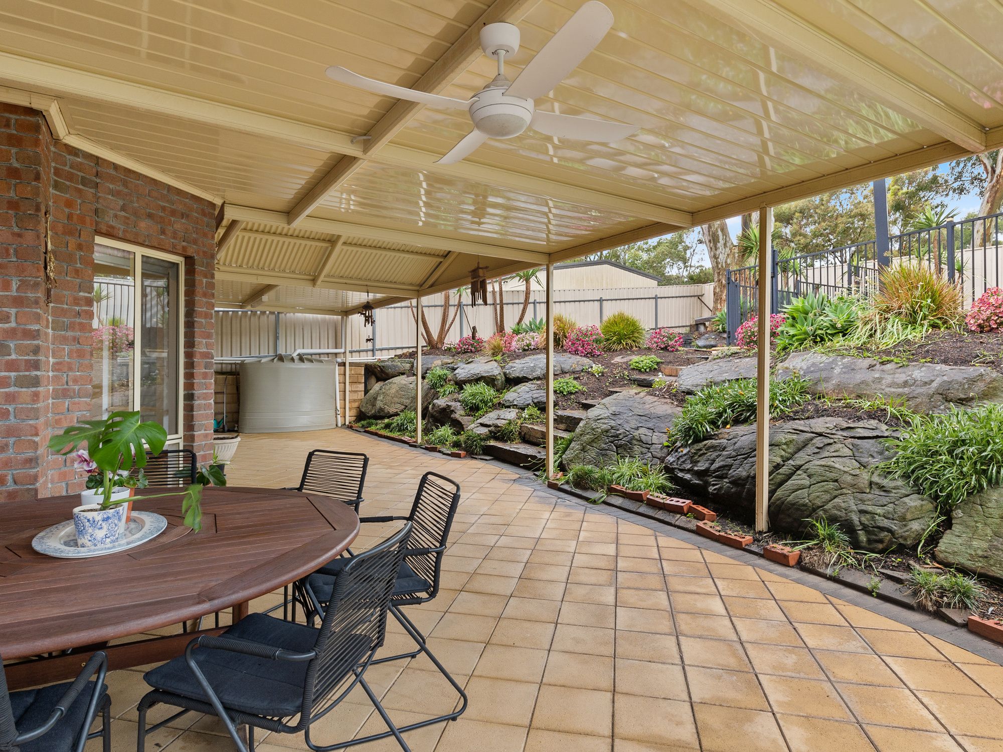1A Southern Cross Drive, Happy Valley, SA 5159