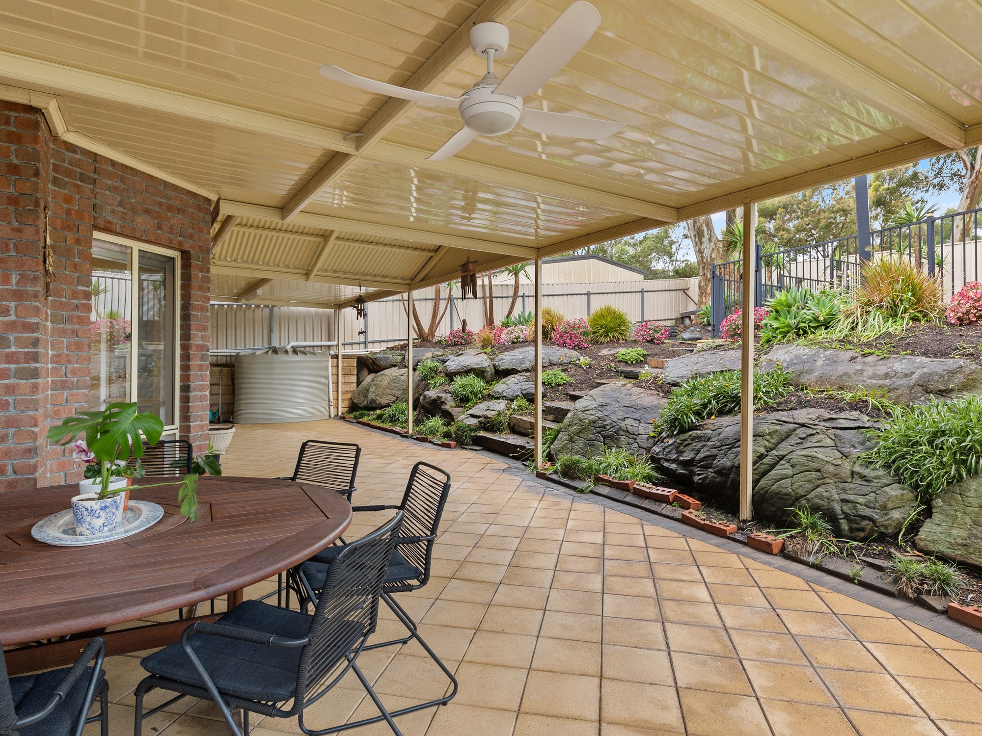 1A Southern Cross Drive, Happy Valley, SA 5159