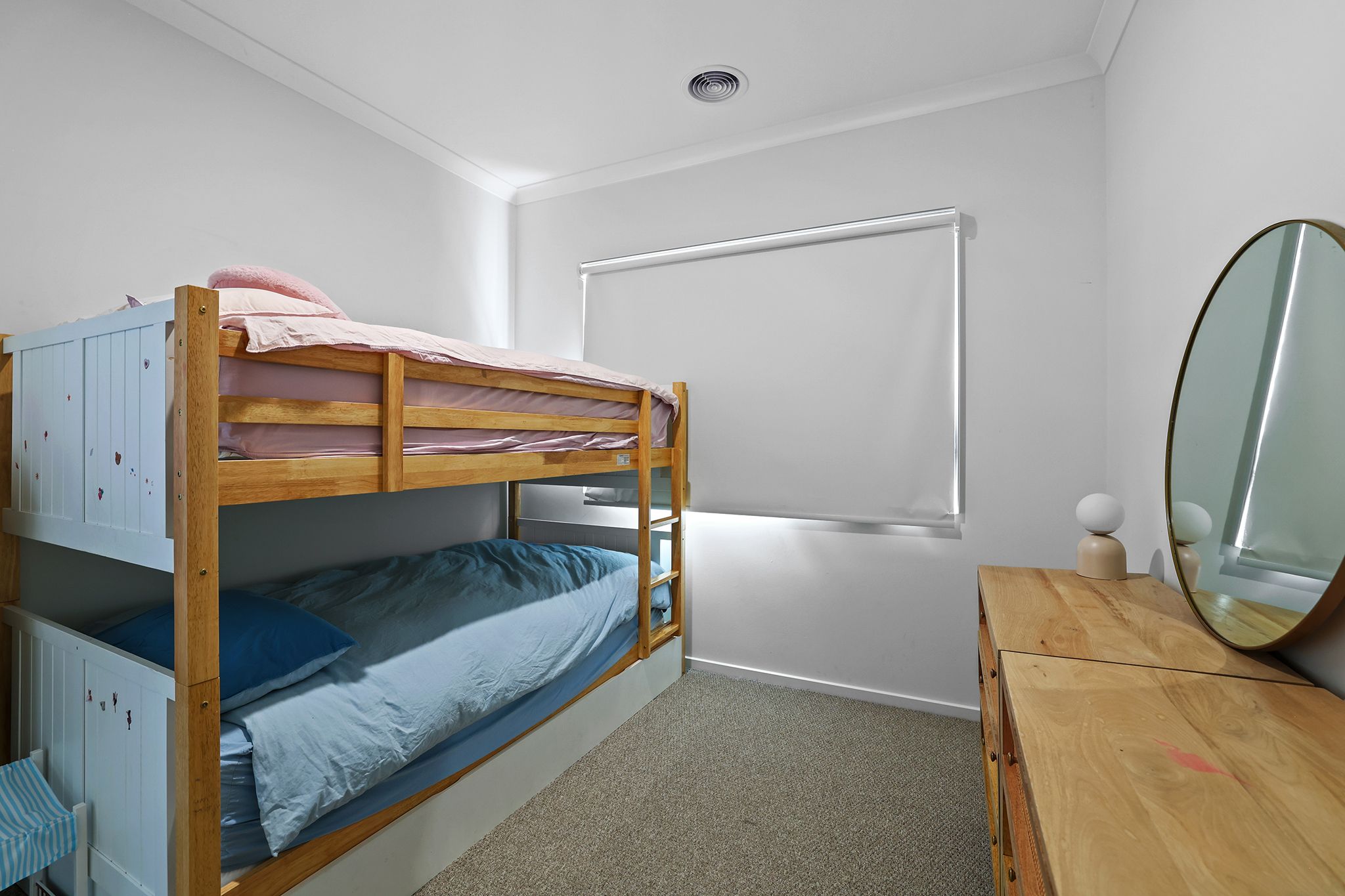 7 Vantage Rise — photo 19 of 30