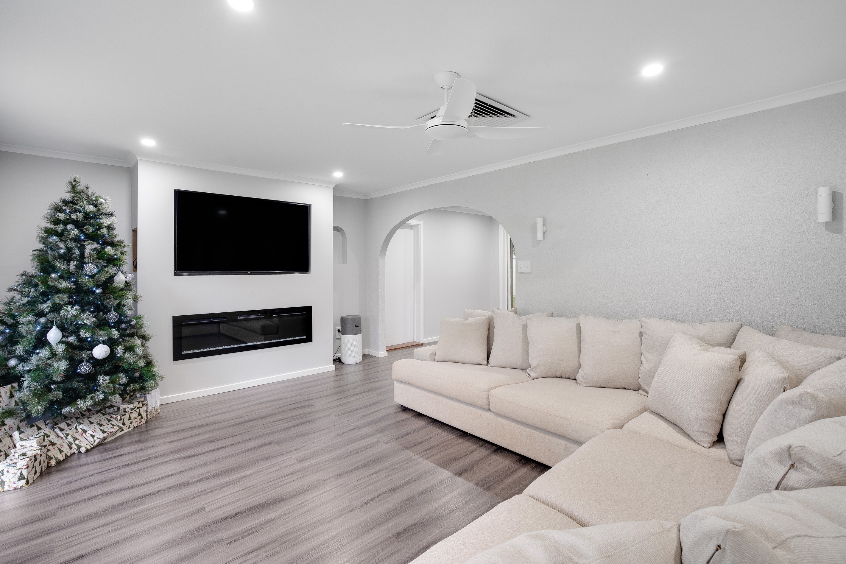 2A Augusta Square, Smithfield, SA 5114