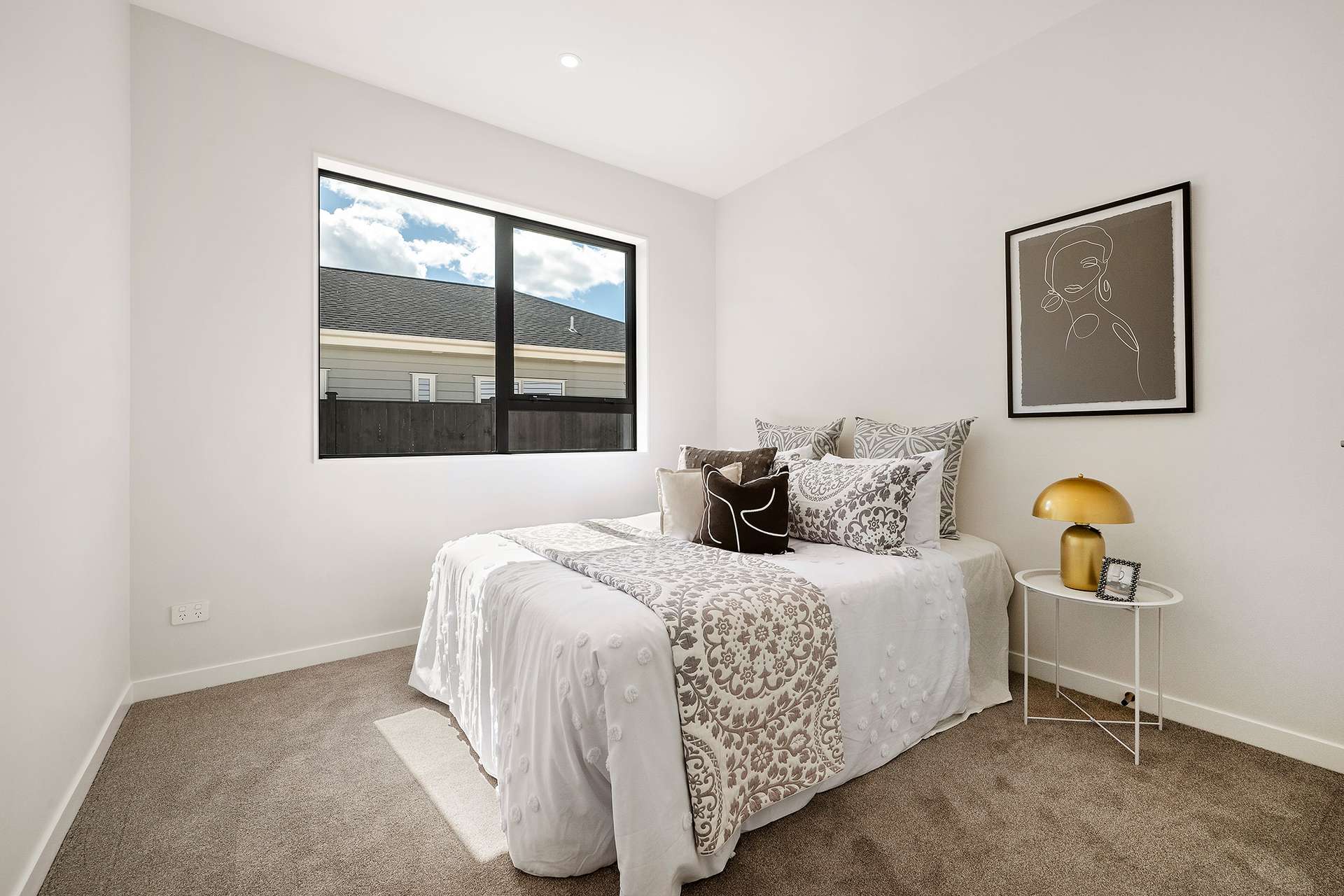 32 Tipu Crescent photo 15