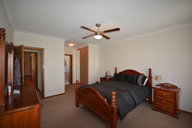 25 Manly Circuit, West Lakes Shore, SA 5020