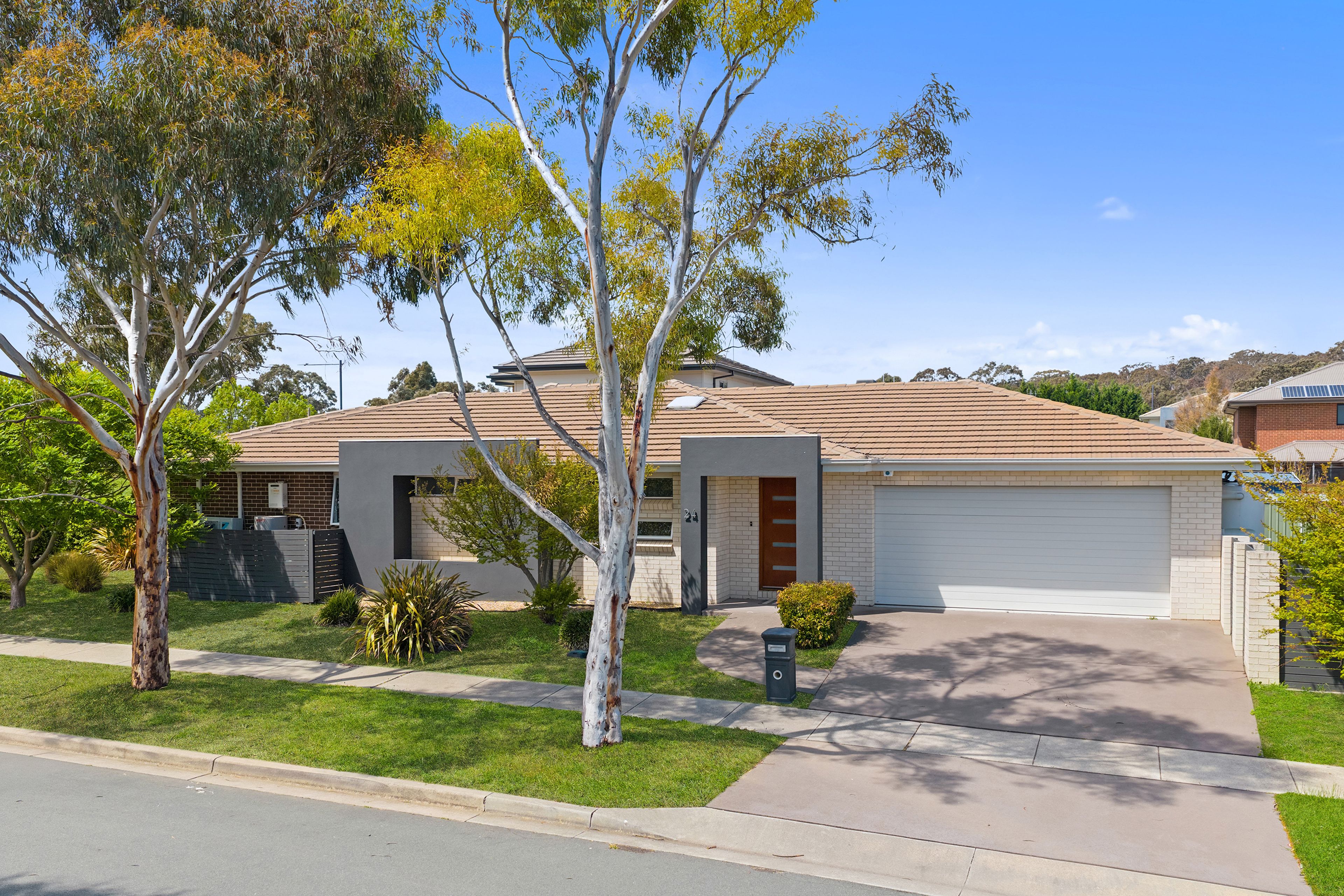 24 Ivy Kent Street , Forde ACT 2914