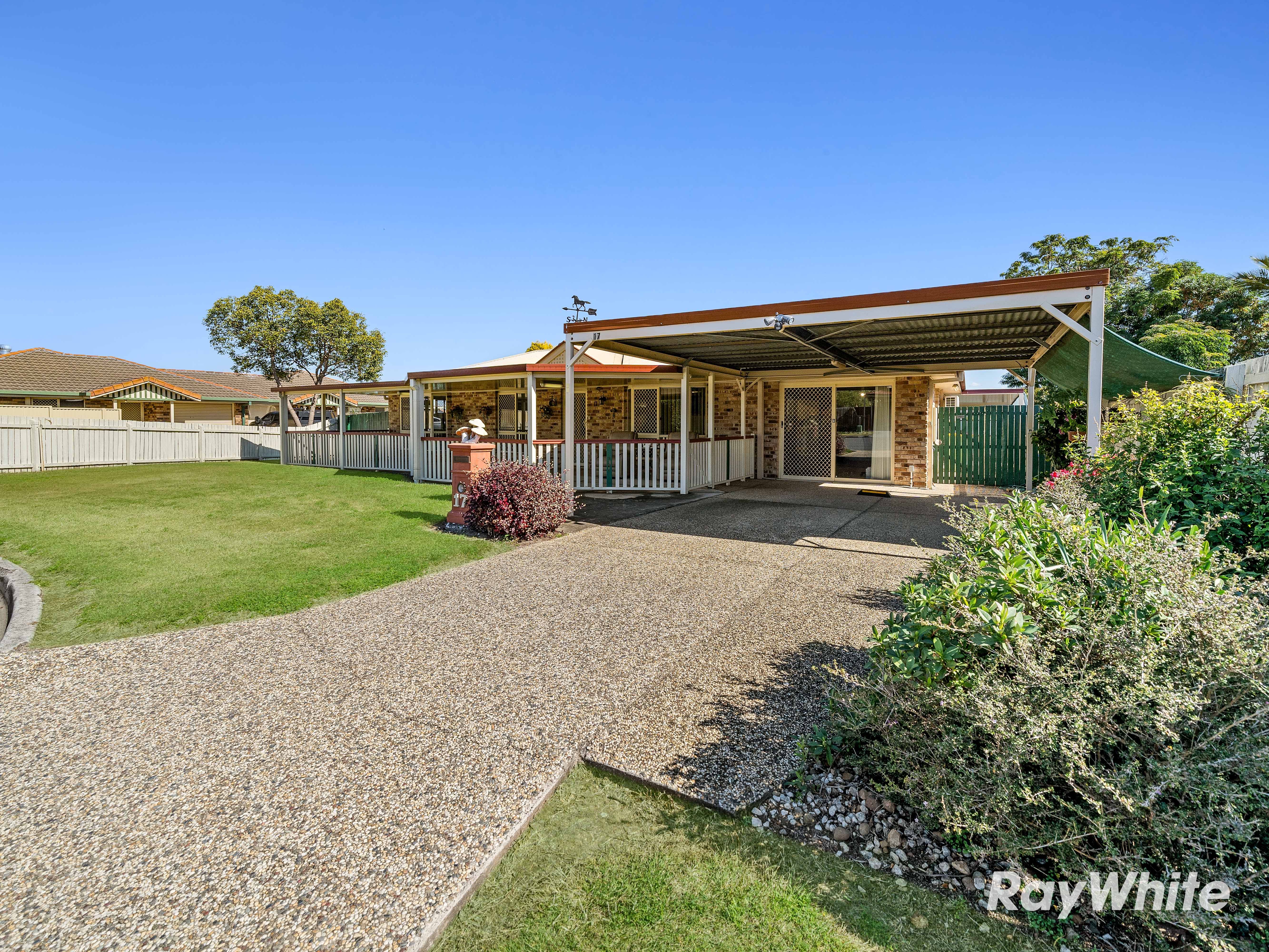 17 Deidre Ann Street, Raceview, QLD 4305