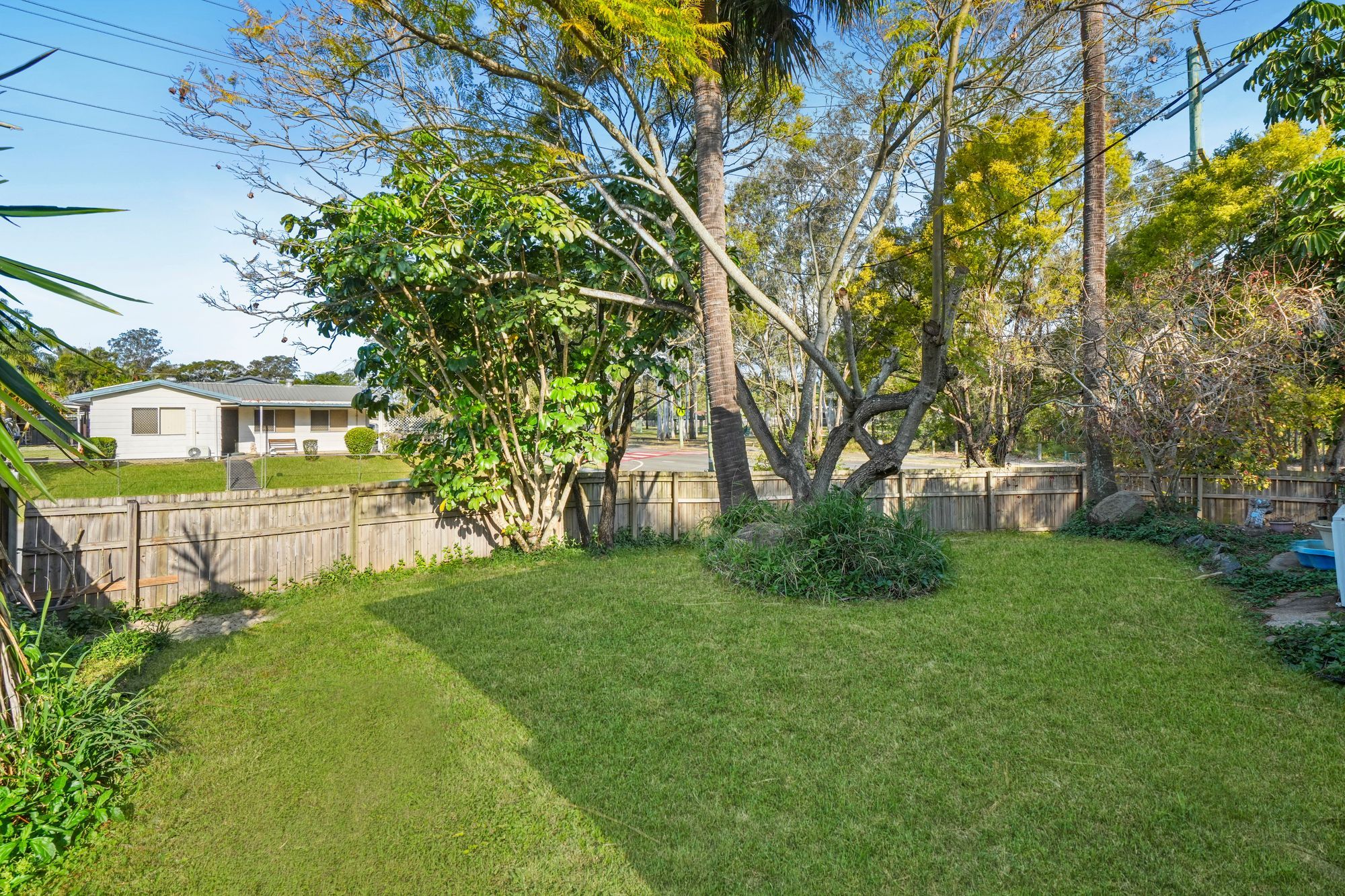 2 Sharon Drive — photo 16 of 20