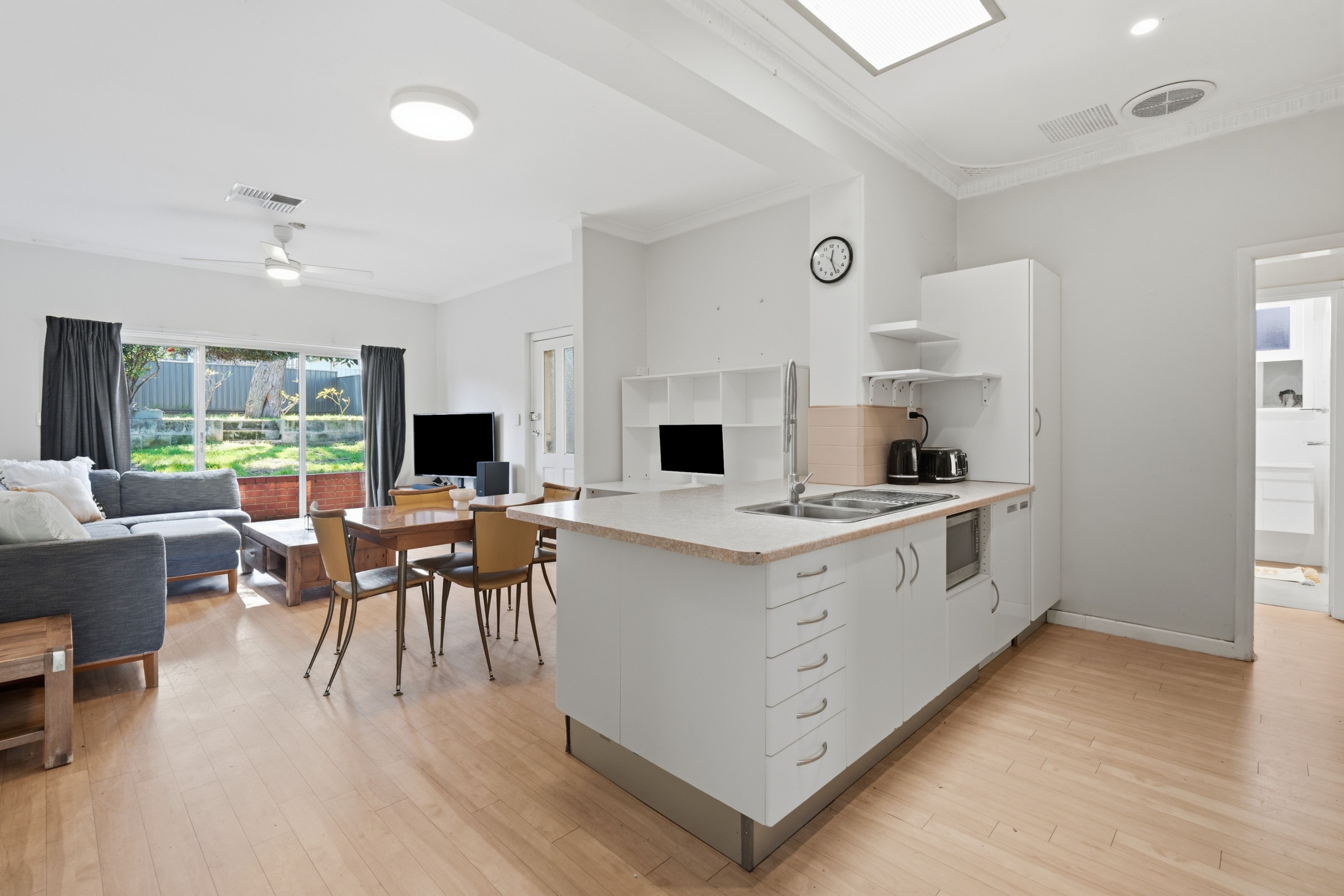 12 Bawdan Street — photo 8 of 30