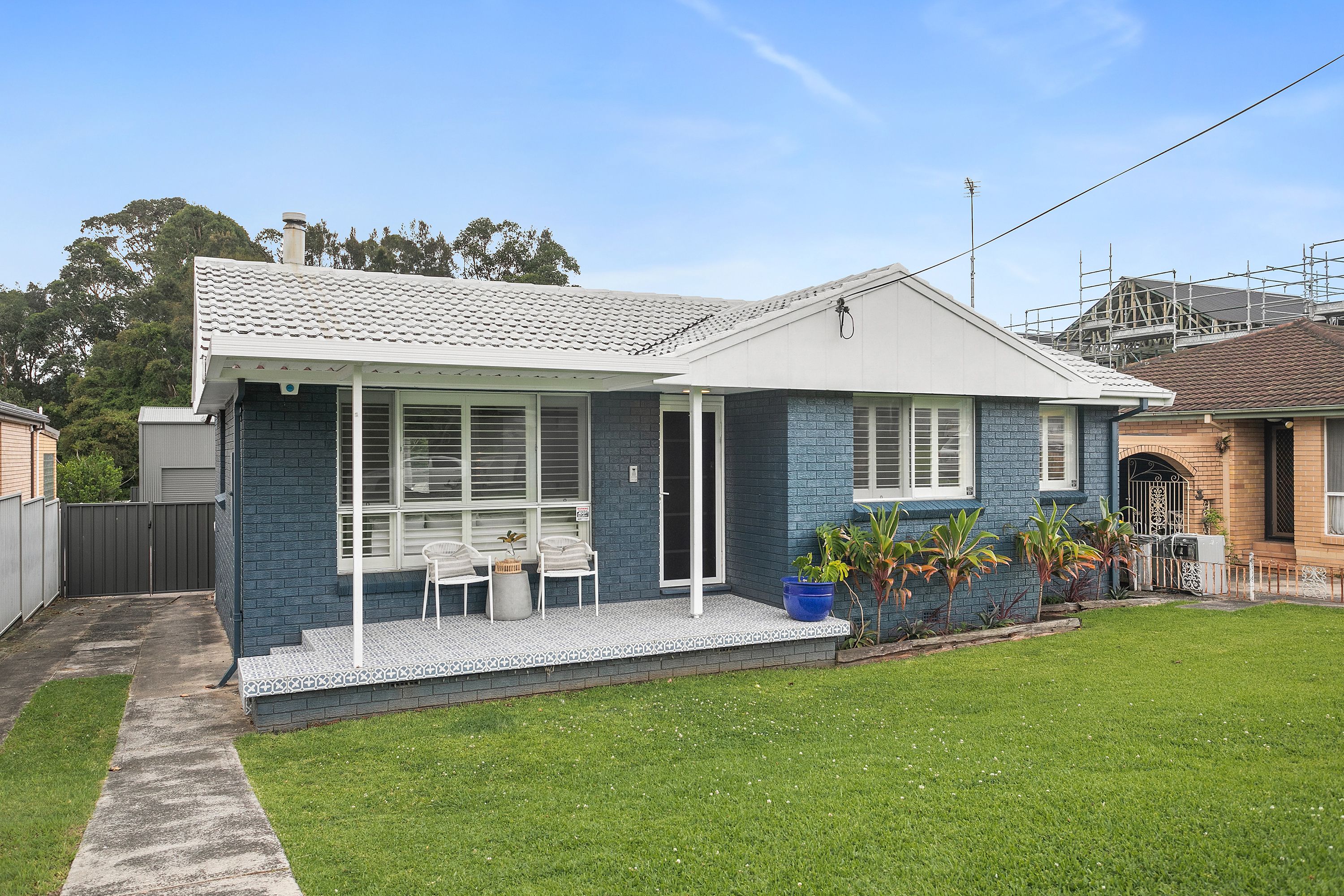 107 Devonshire Crescent, Oak Flats NSW 2529
