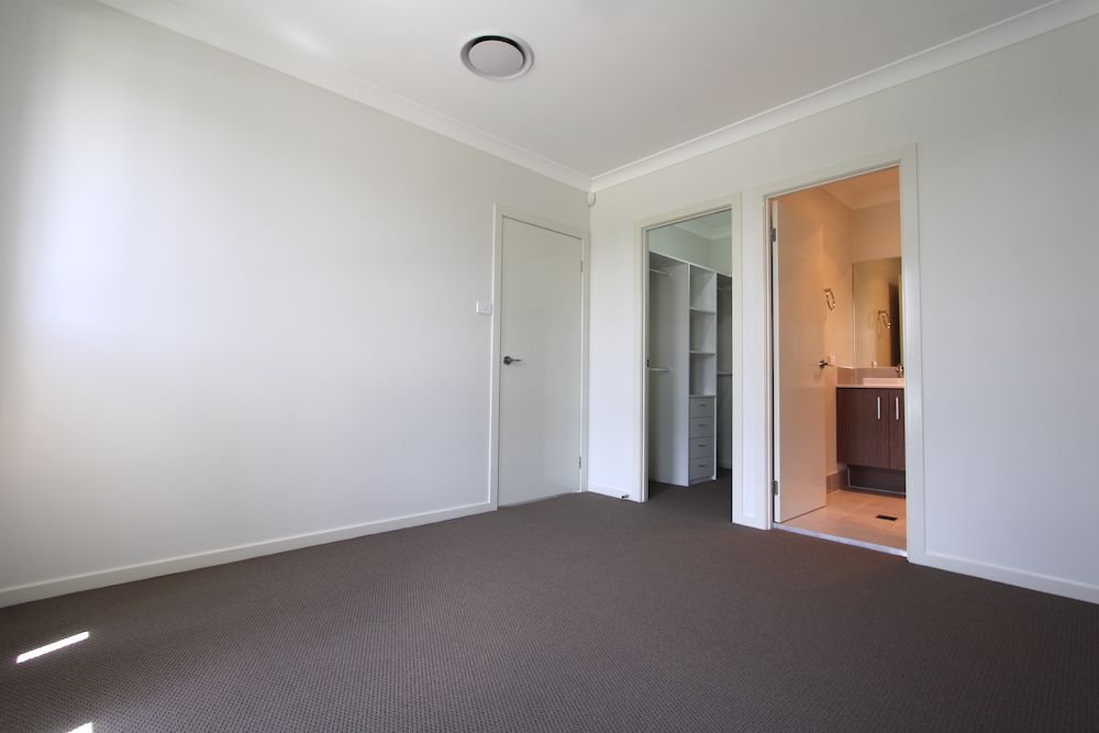 14A BUFFALO Road, Oran Park, NSW 2570